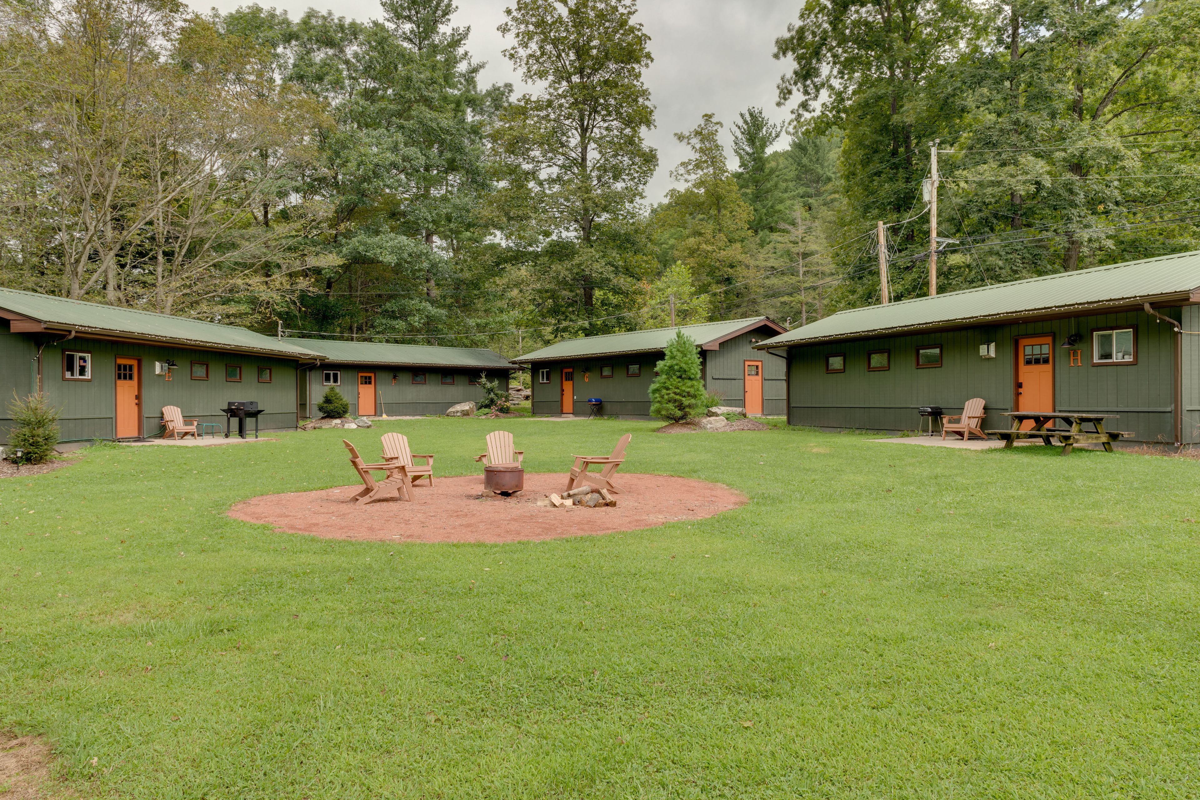 Property Exterior | Community Fire Pit