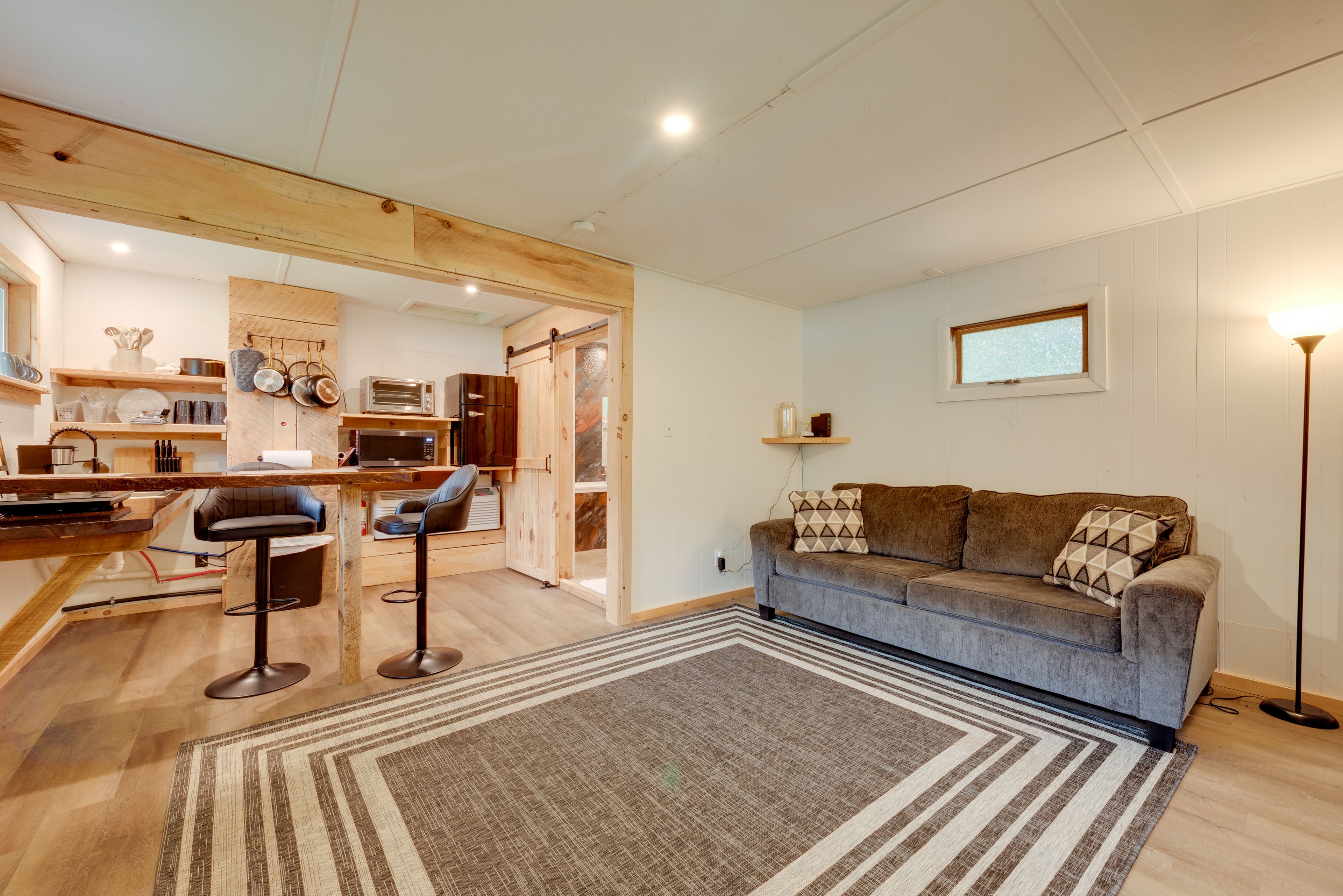 Hillsgrove Vacation Rental | 2BR | 1BA | Small Step to Enter | 640 Sq Ft