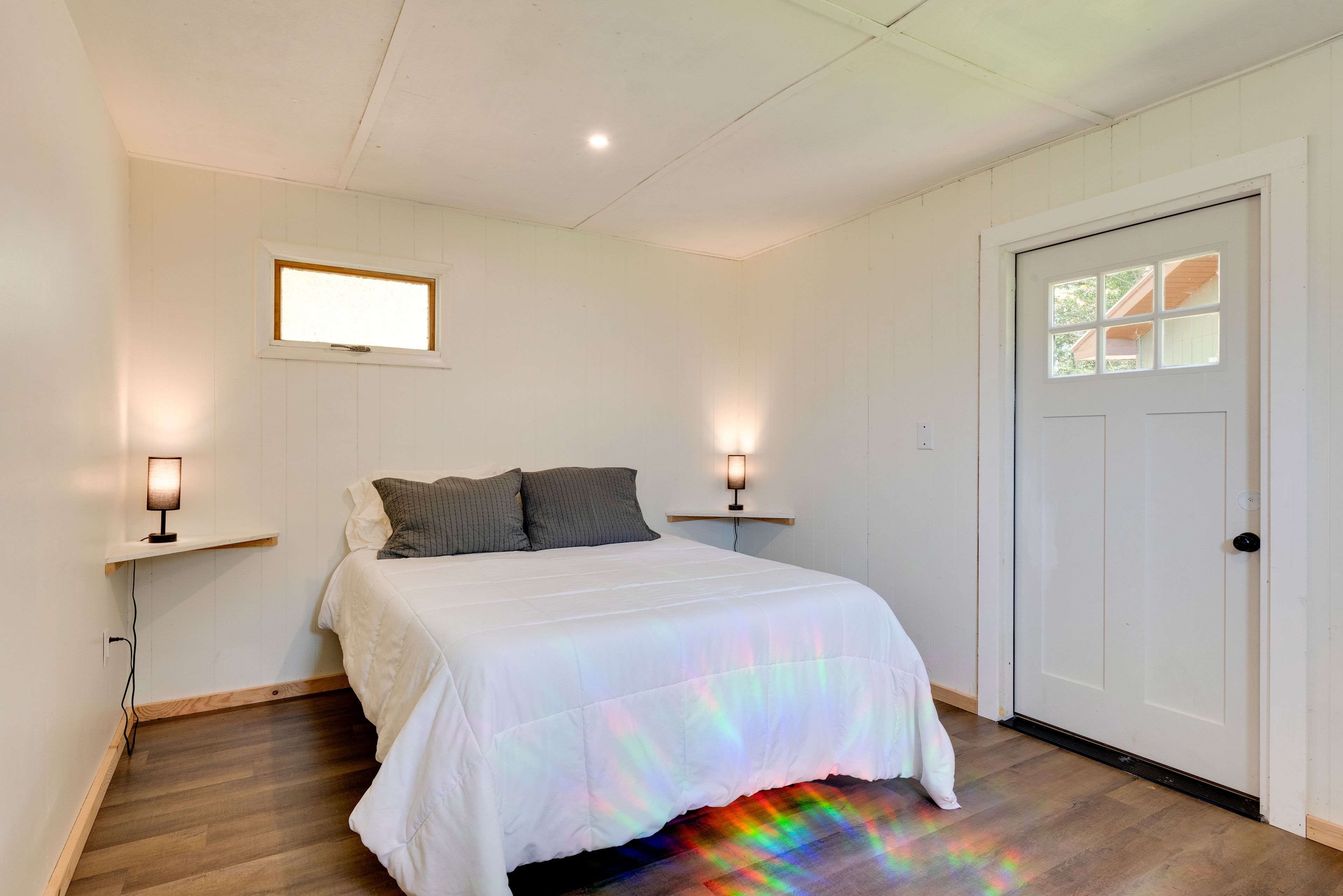 Bedroom 2 | Queen Bed
