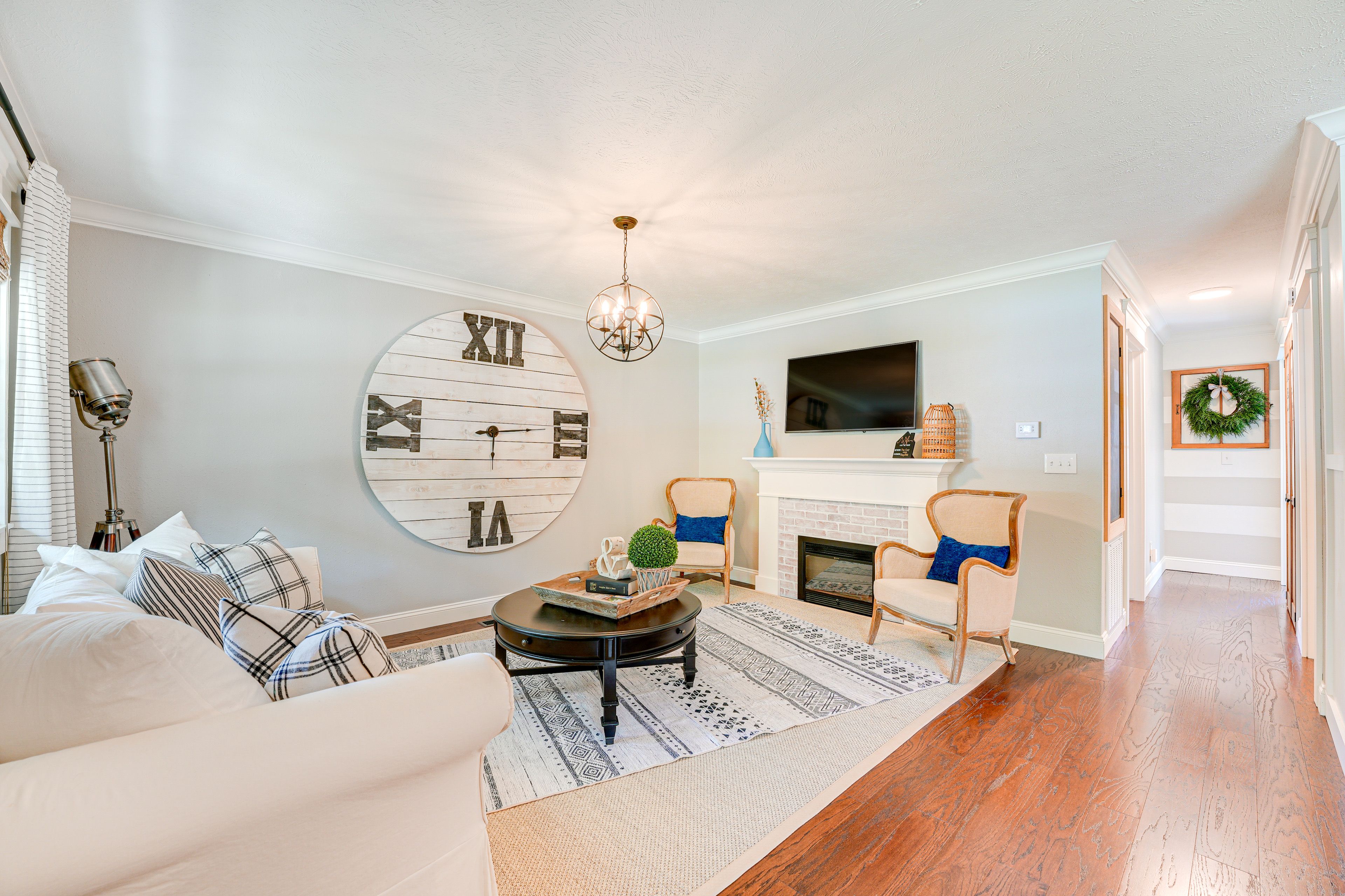 Living Room | Single-Story Home | Smart TV | Fireplace | Central A/C & Heating