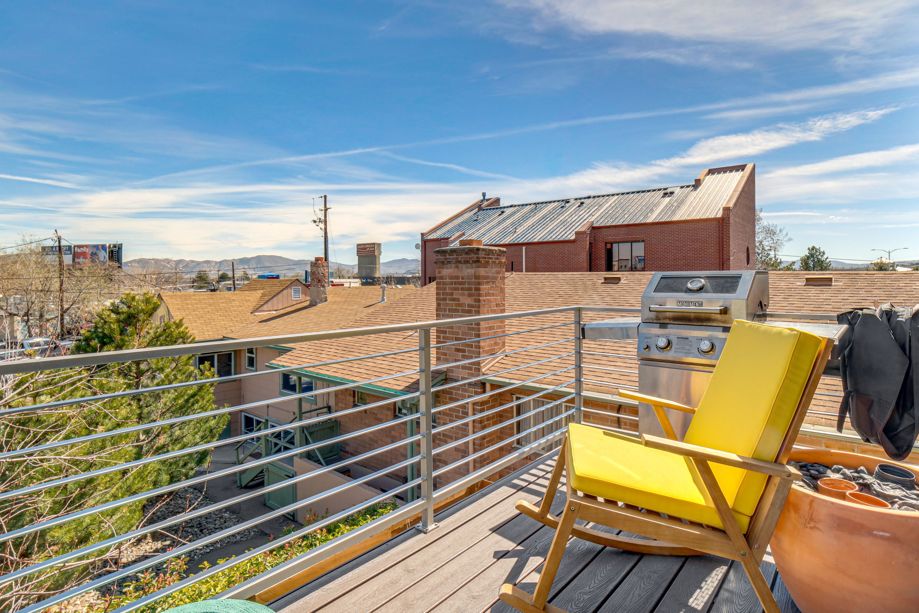 2nd-Floor Balcony | Gas Grill | Views