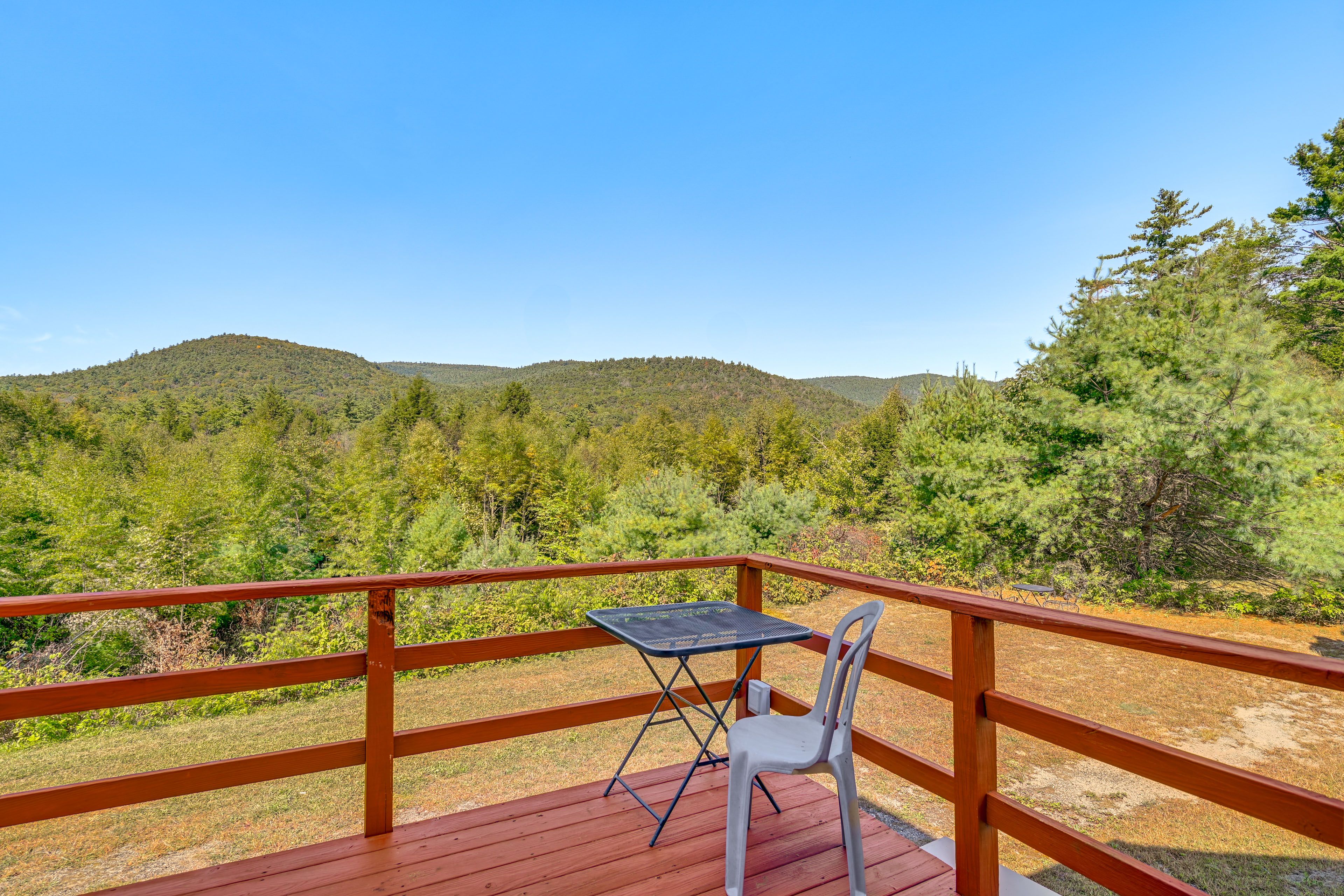 Lake George Vacation Rental | 4BR | 2.5BA | 2,000 Sq Ft | Stairs Required