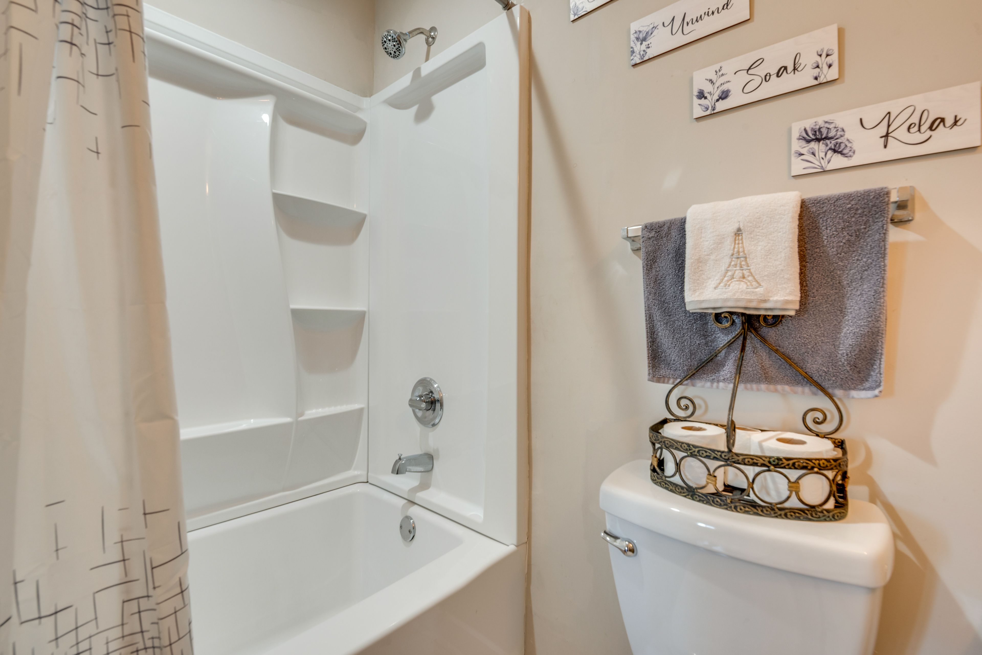 Full Bathroom