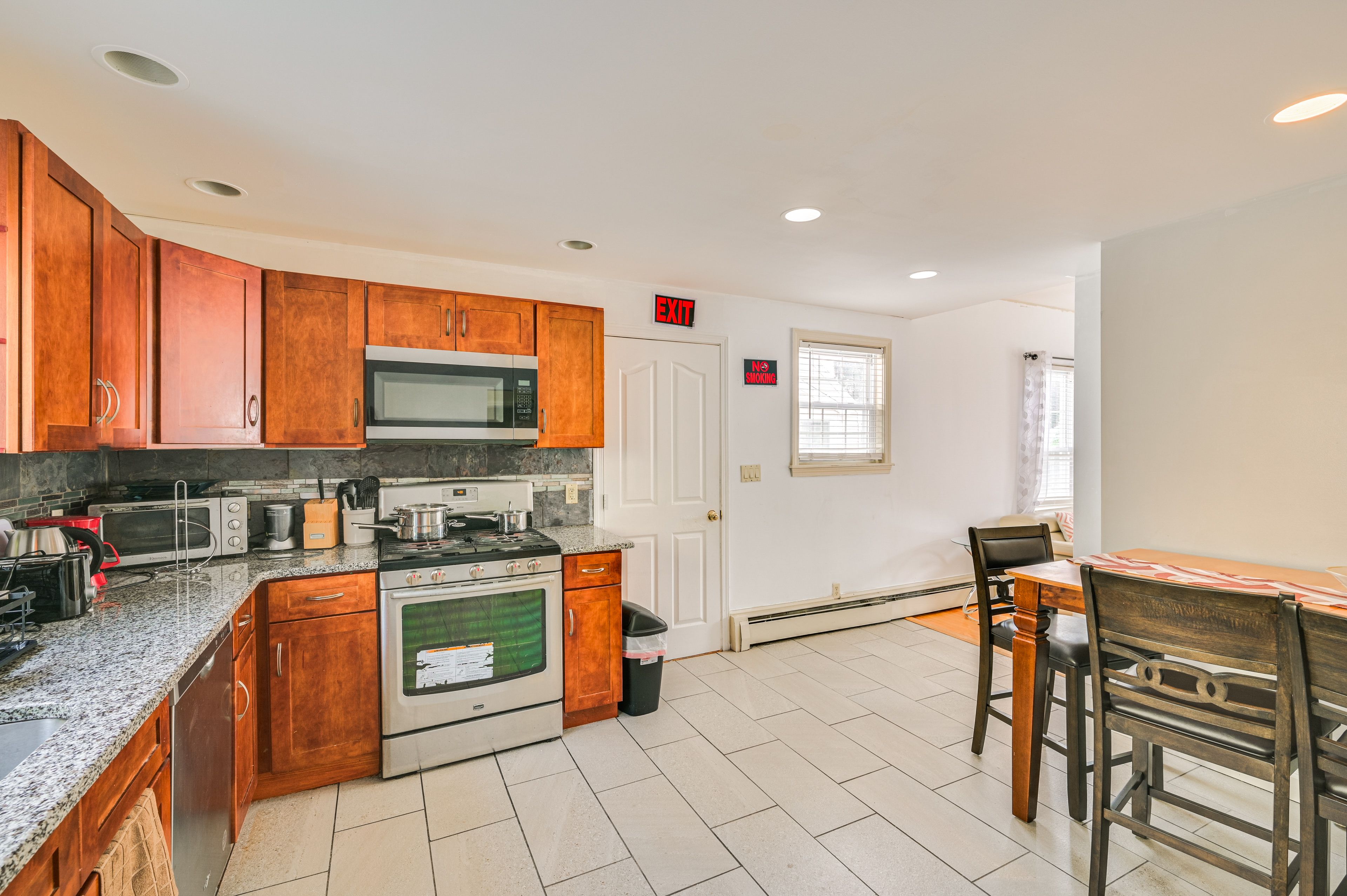 Kitchen | Toaster | Blender | High Chair