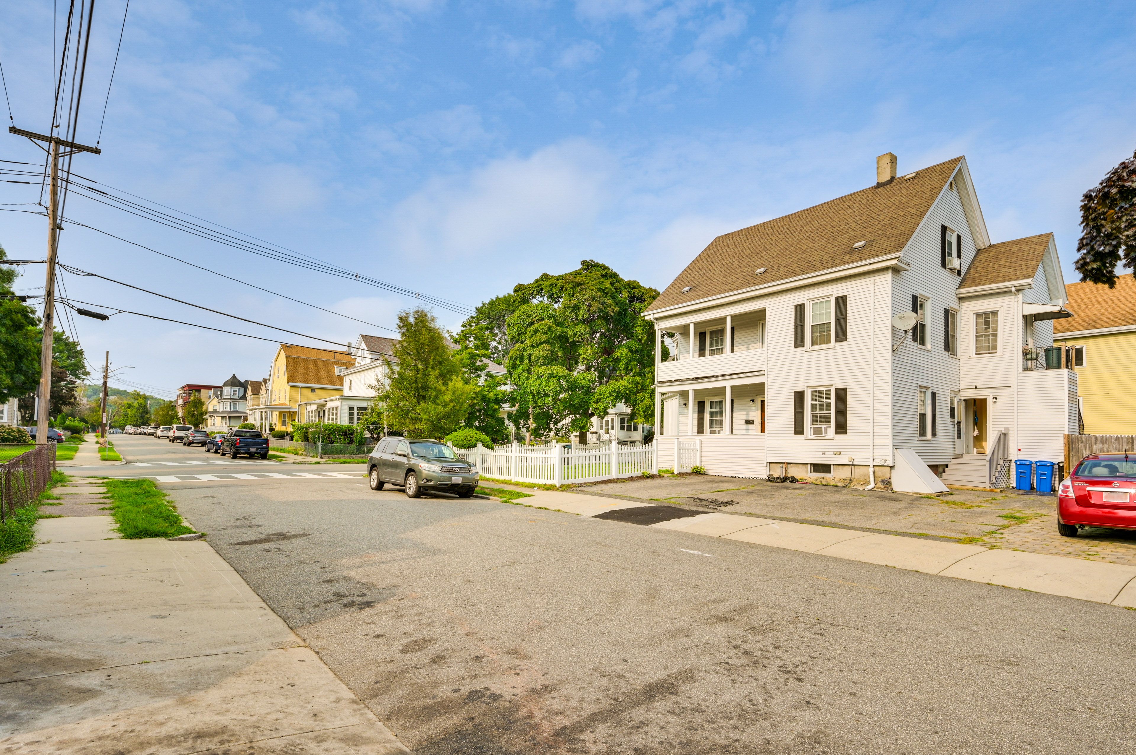 Parking | Driveway (1 Vehicle) | Free Street Parking
