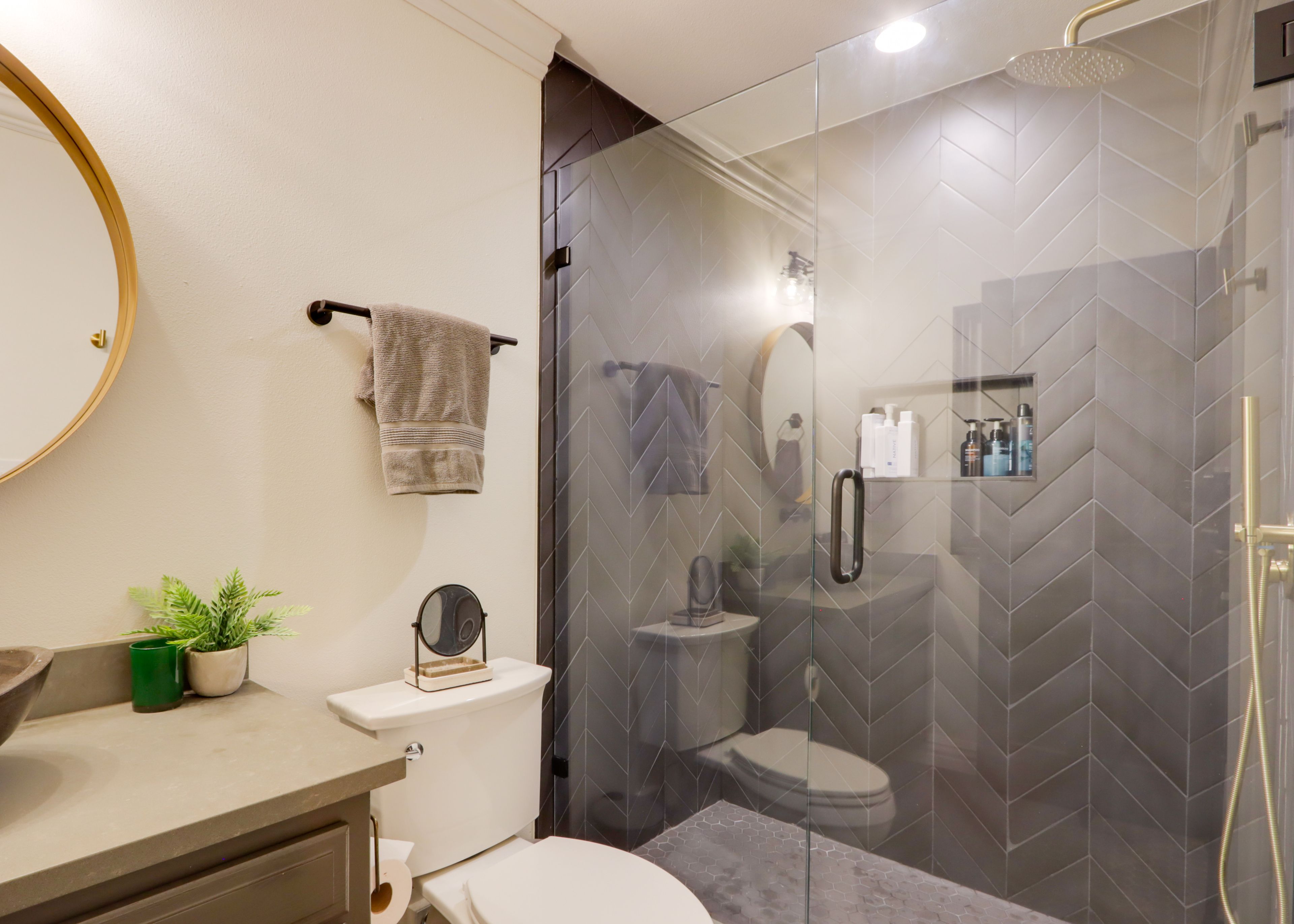 Full Bathroom | Basement Level