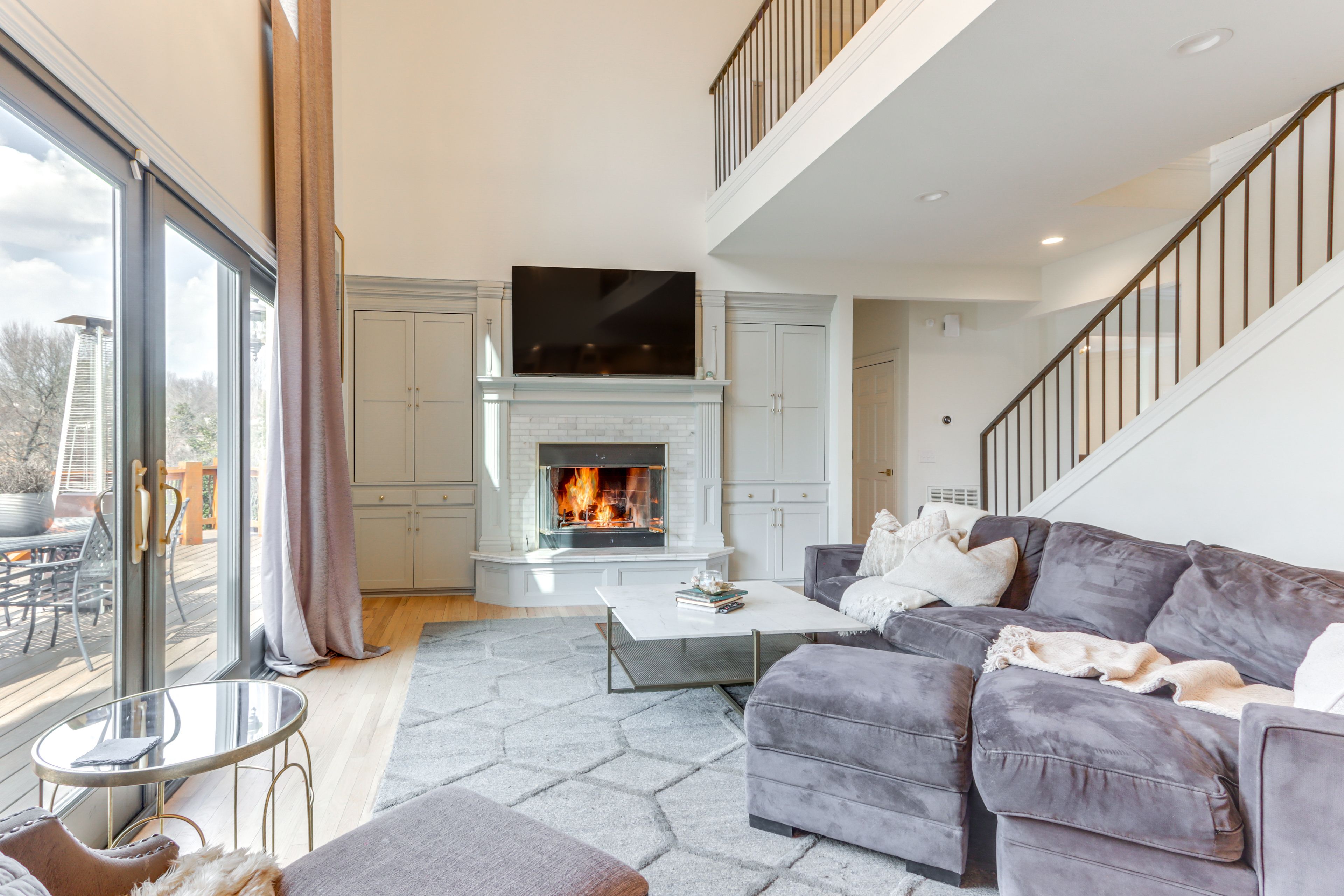 Living Room | Smart TV