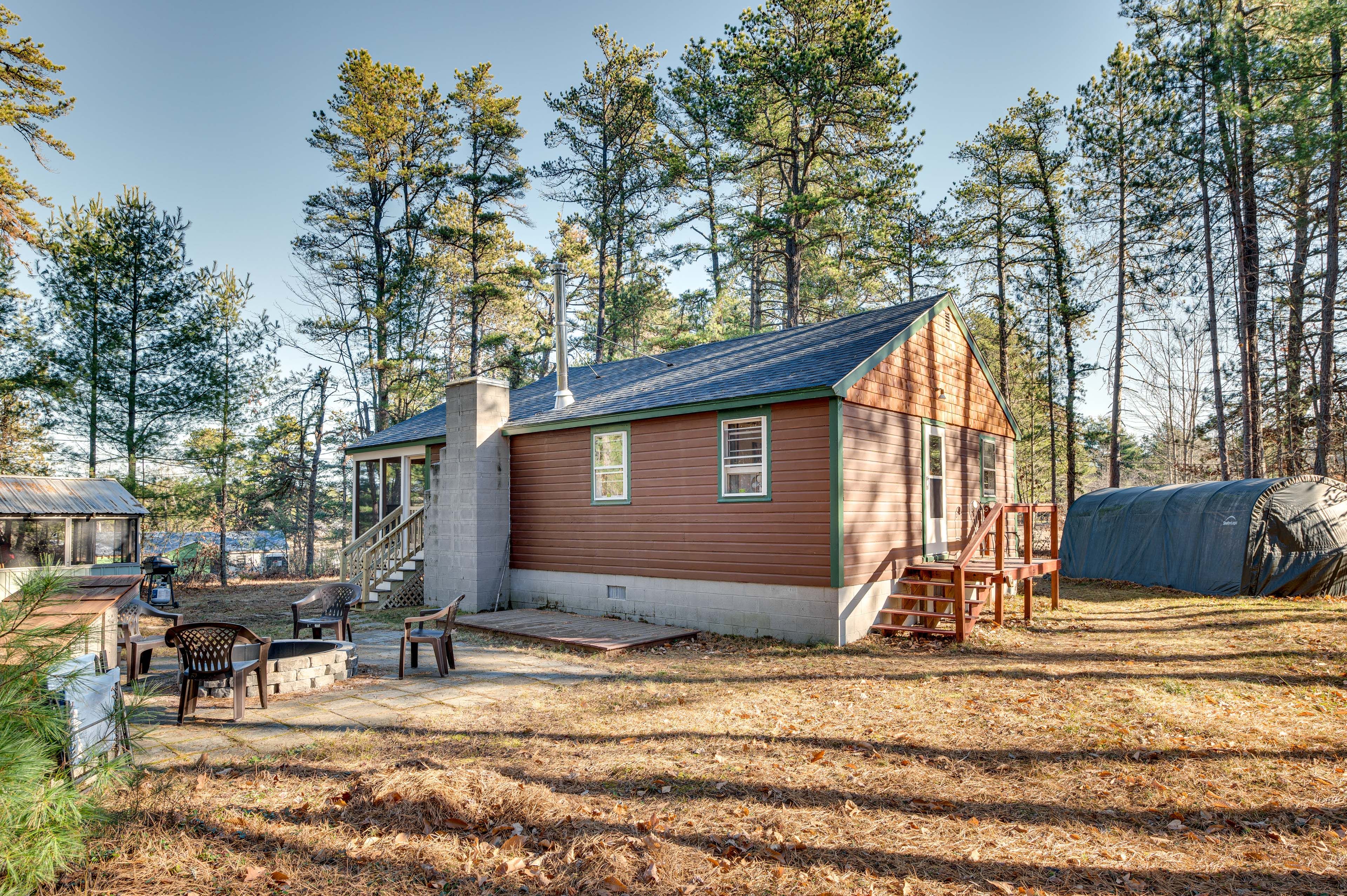 Property Exterior | Single-Story Cabin