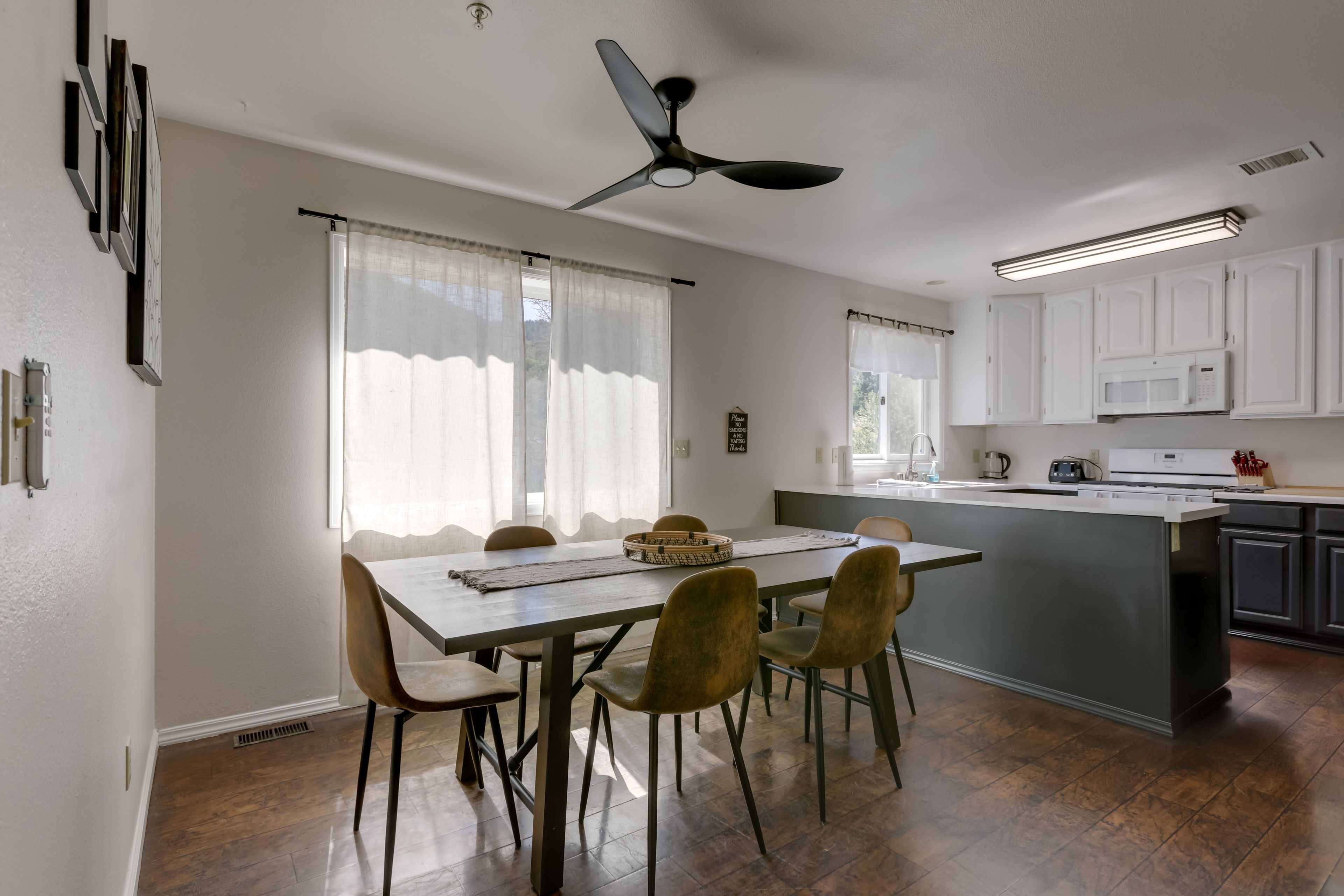 Dining Table | Board Games | Ceiling Fans | Free WiFi | Central Heating