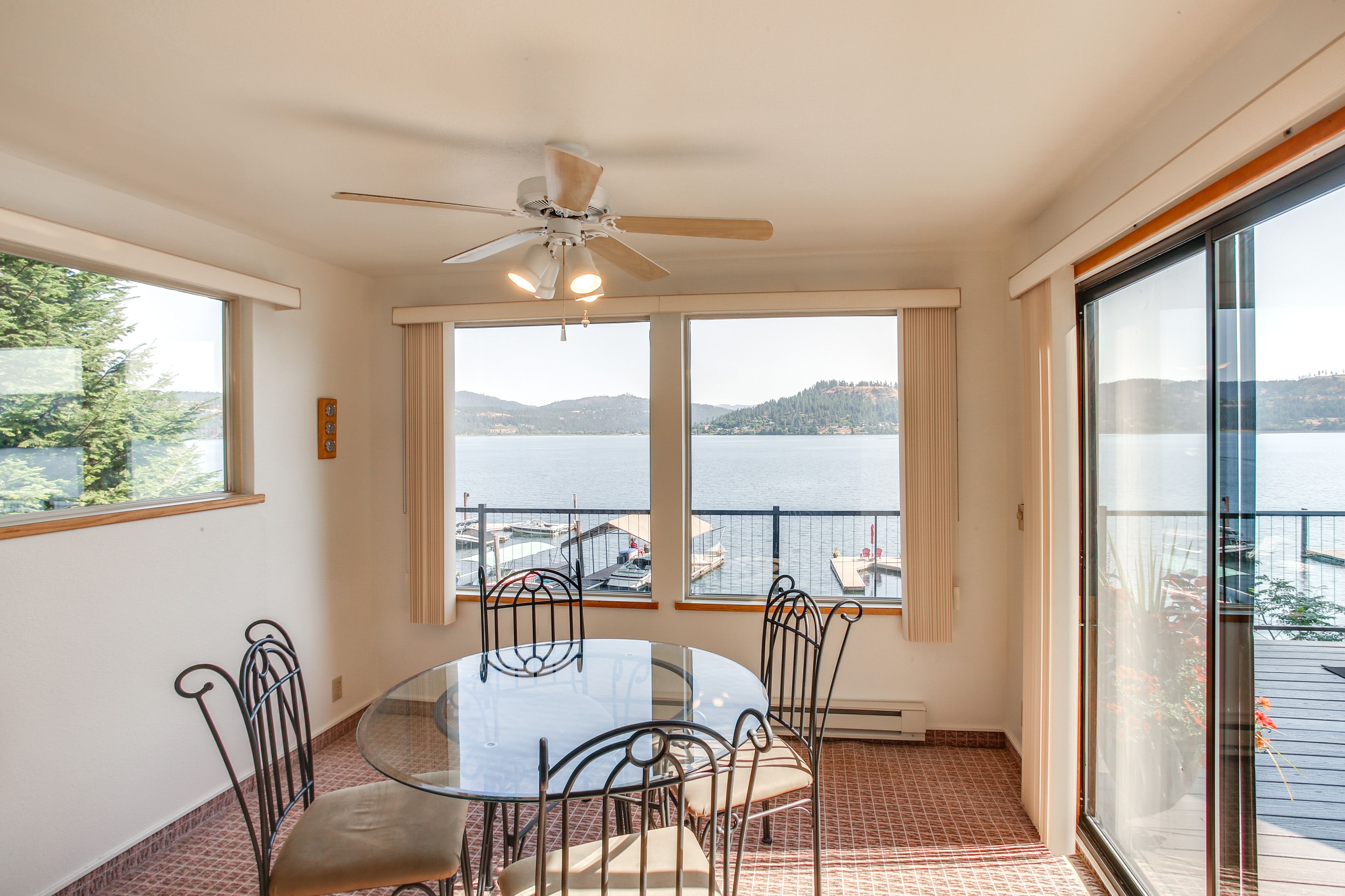 Dining Area | 1st Floor