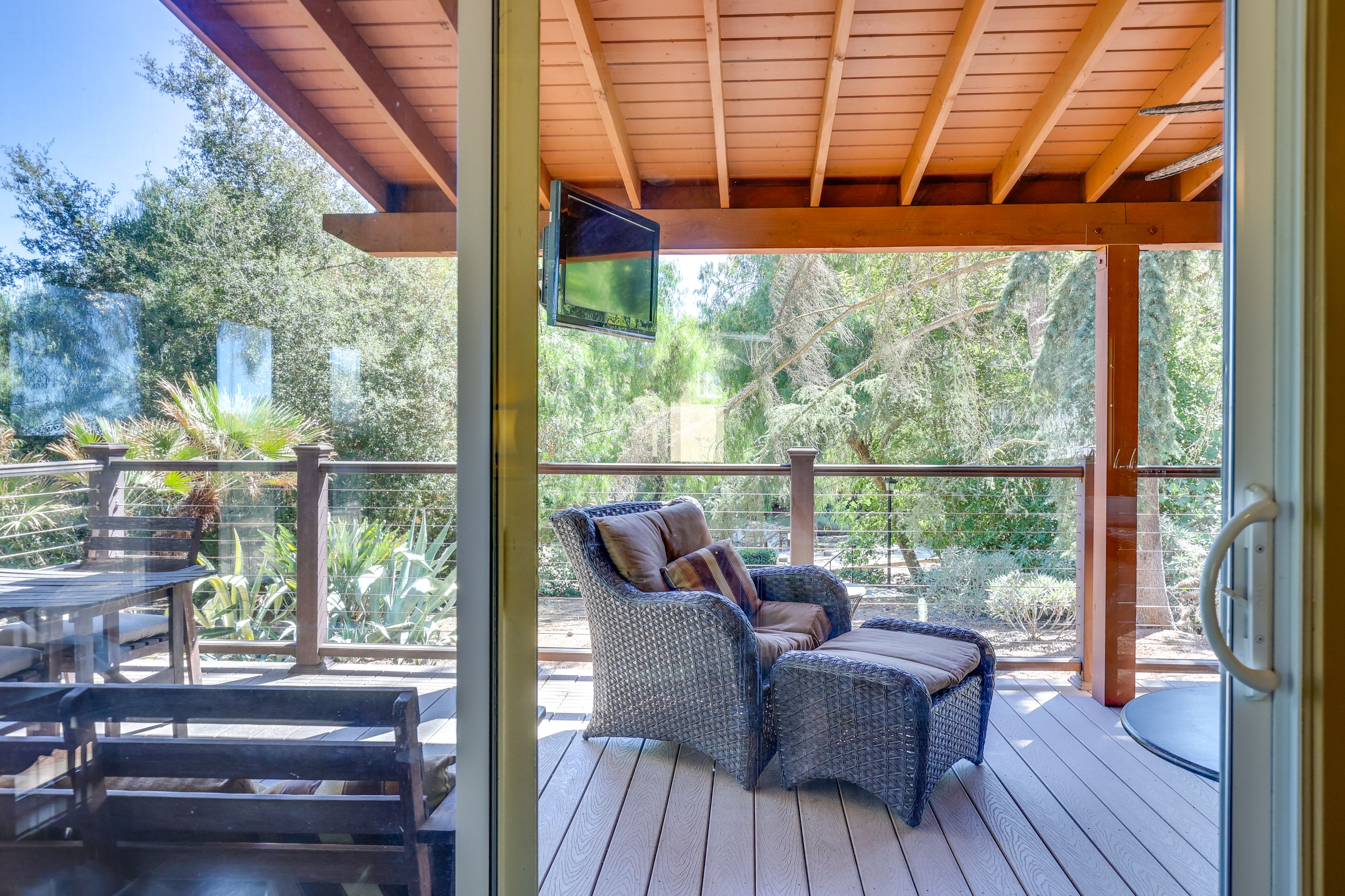 Private Deck