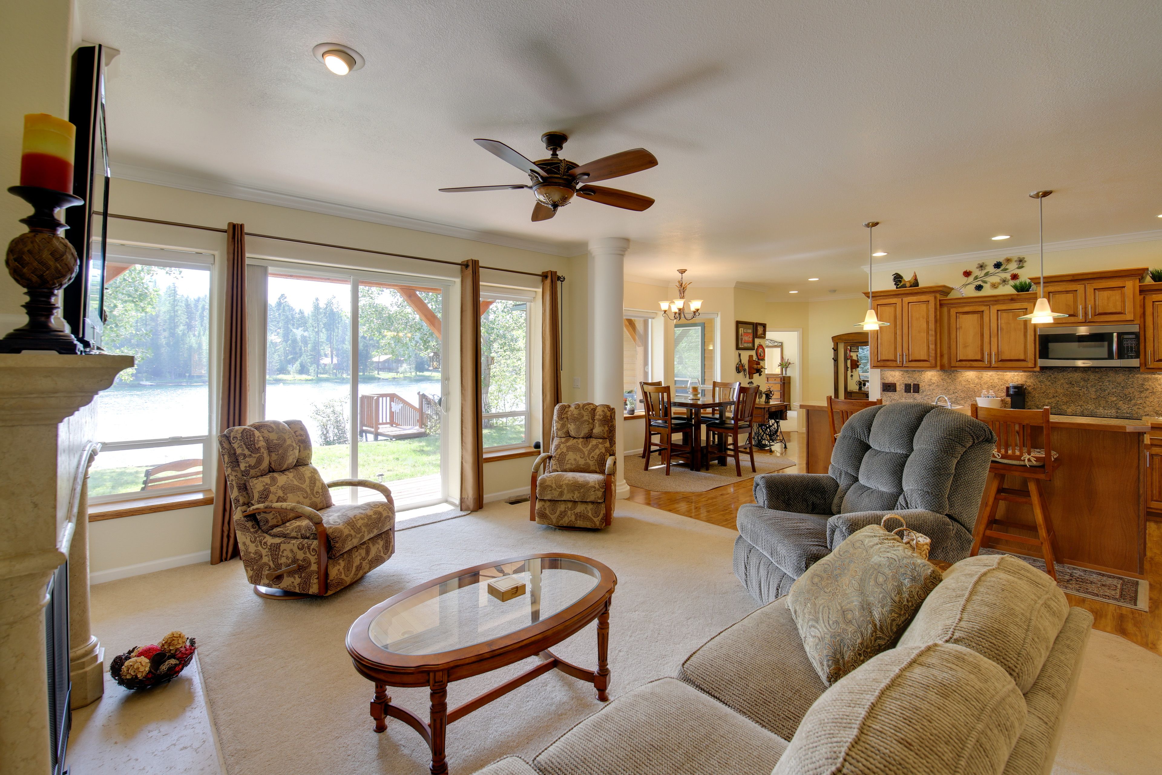 Living Room | Central Heating & A/C | Decorative Fireplace | Free WiFi