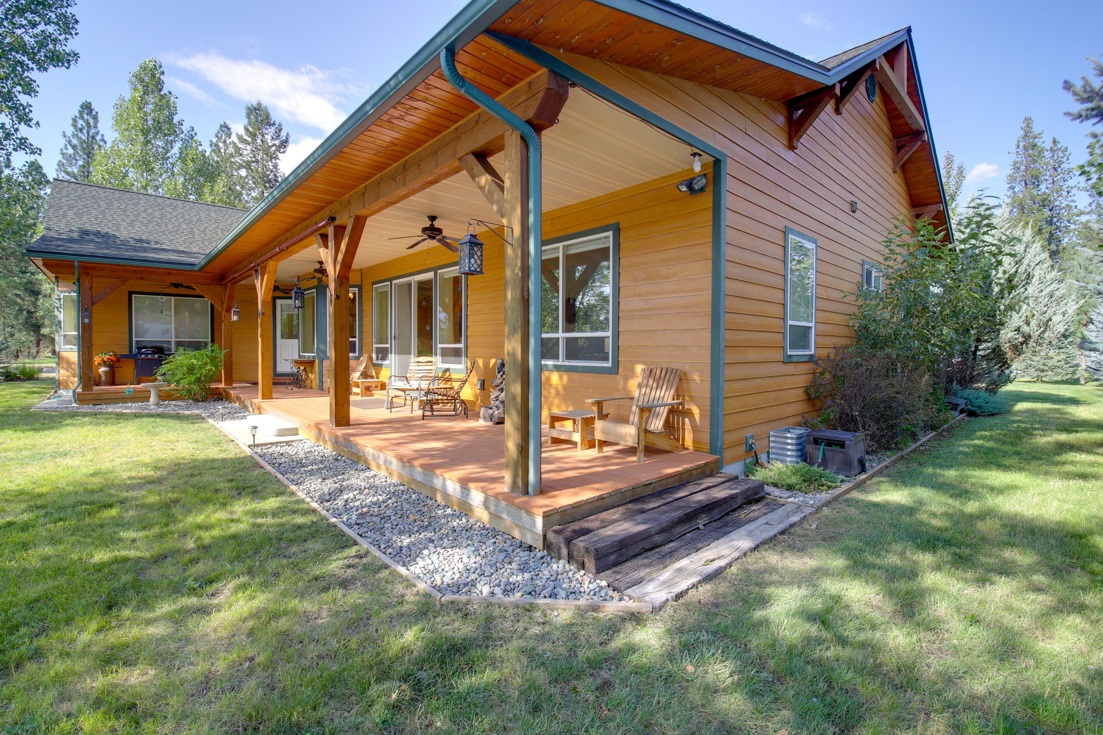 Covered Deck | Gas Grill
