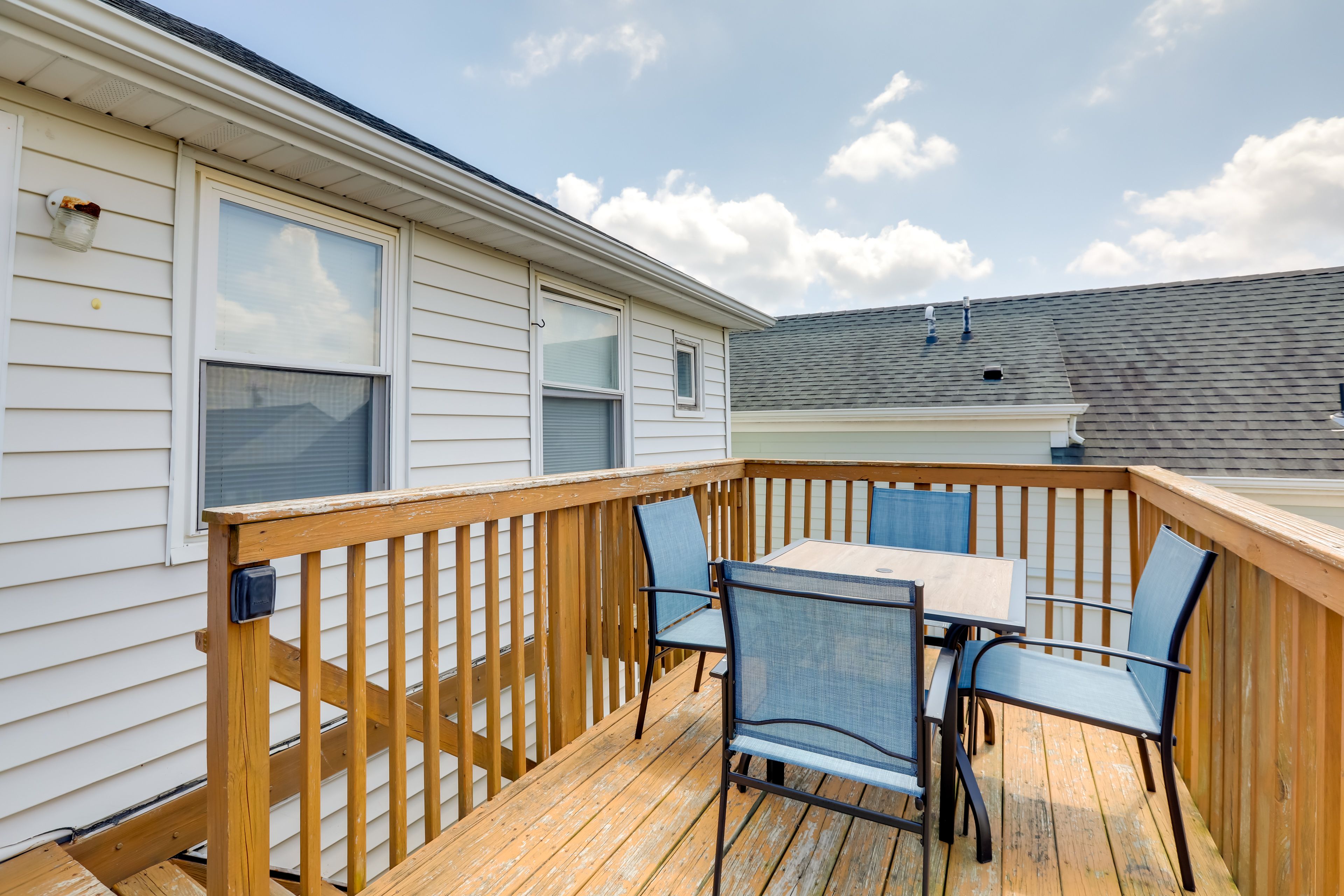 Deck | Outdoor Dining Set