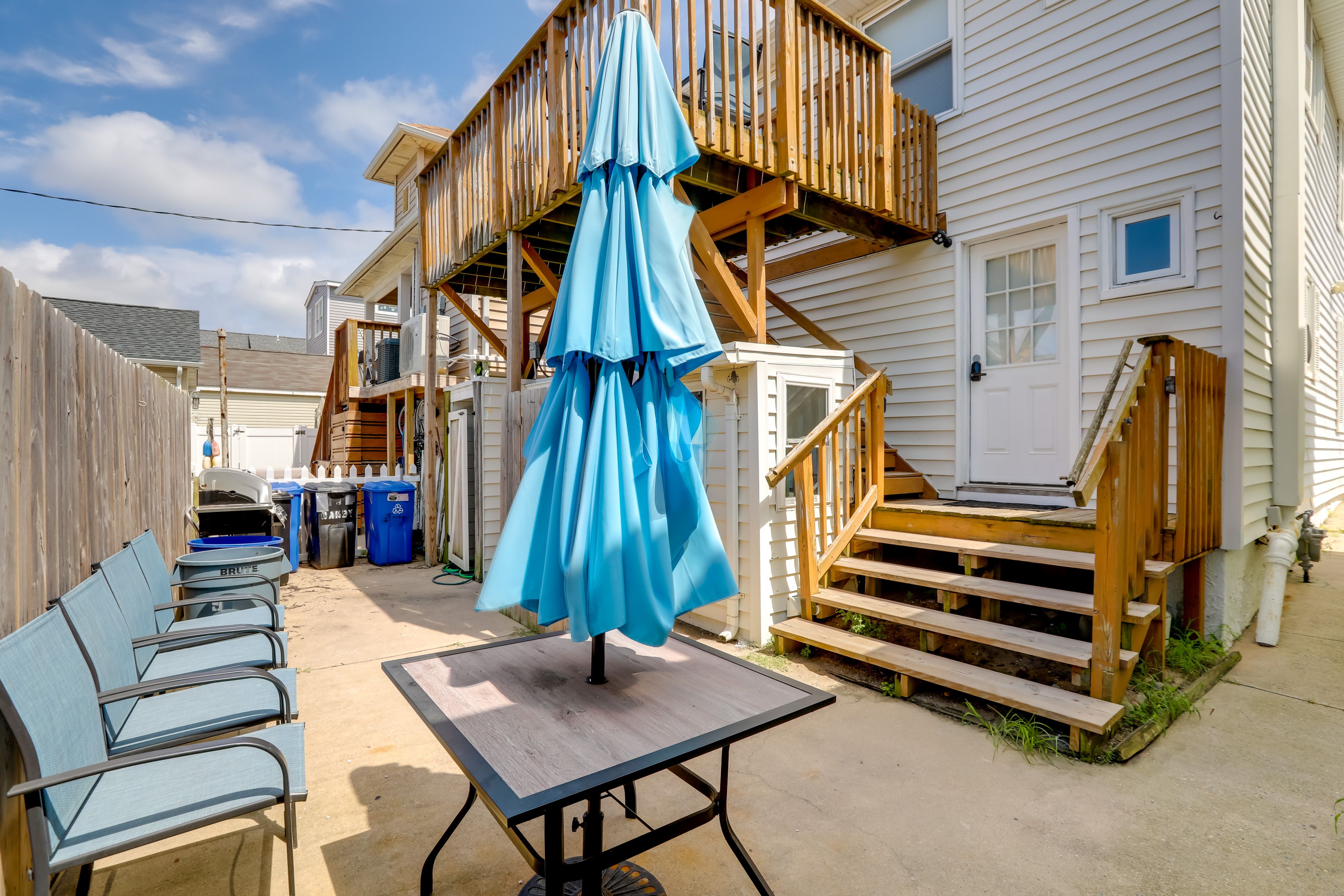 Private Patio | Outdoor Dining w/ Umbrella