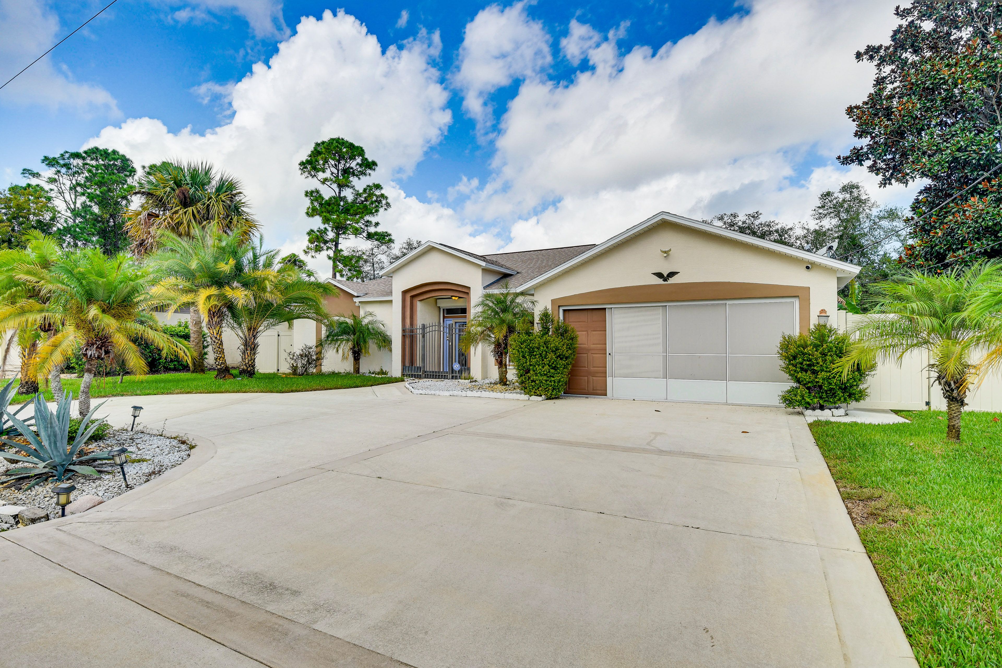 Property Exterior | Single-Story Home