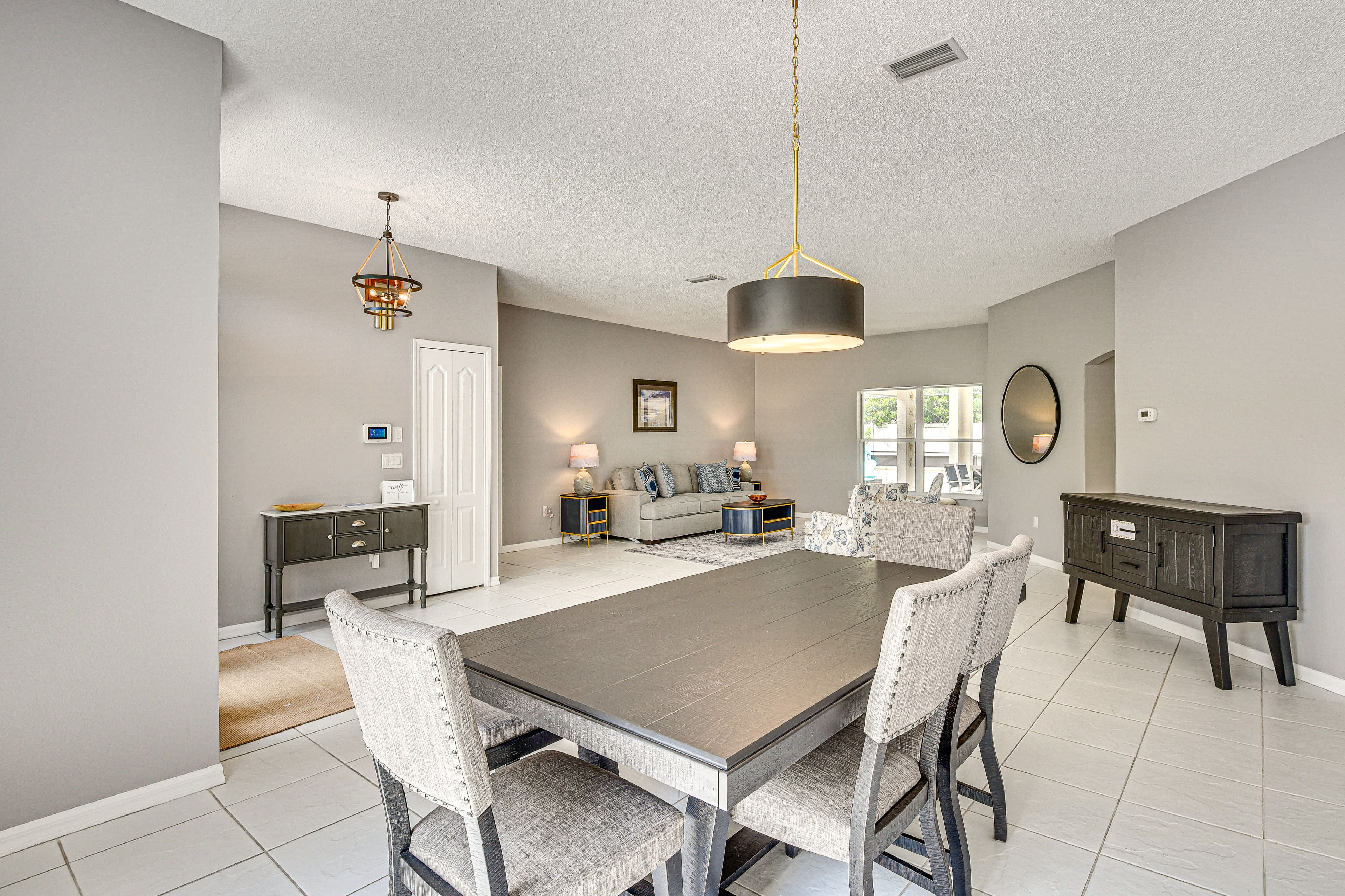 Dining Area | Dishware & Flatware