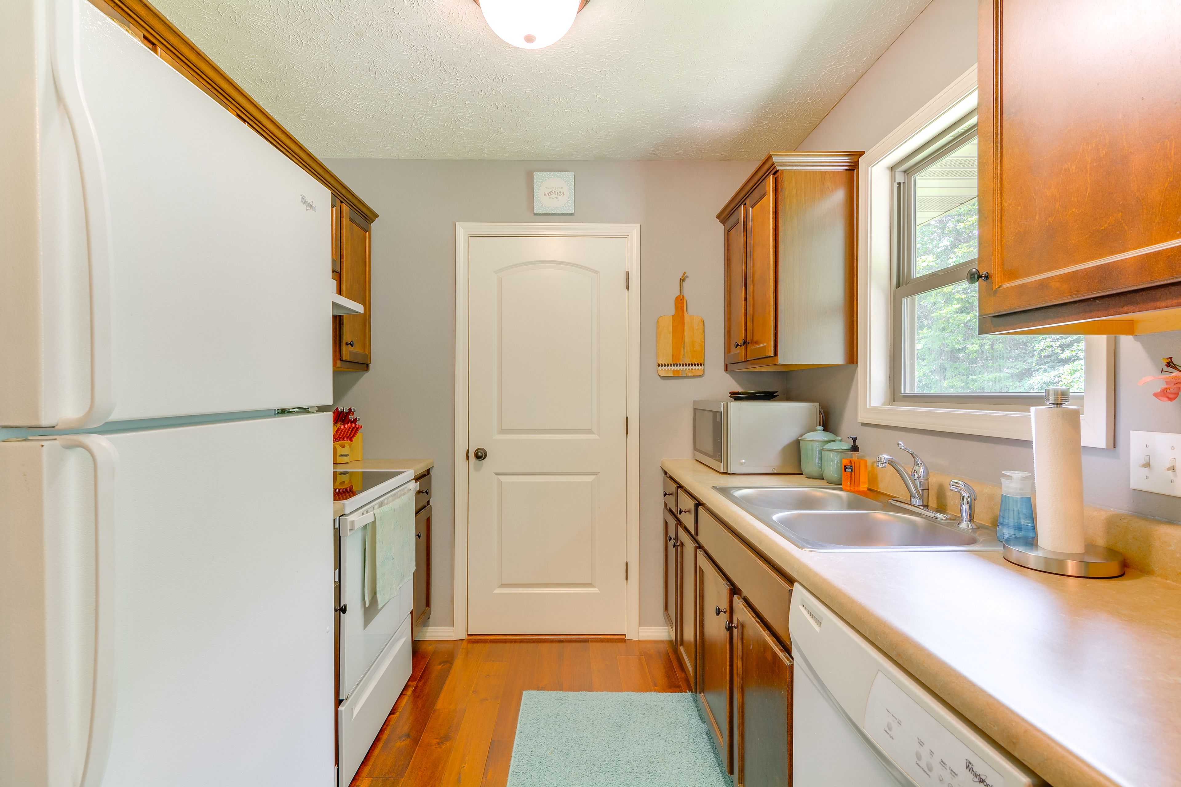 Kitchen | Drip Coffee Pot