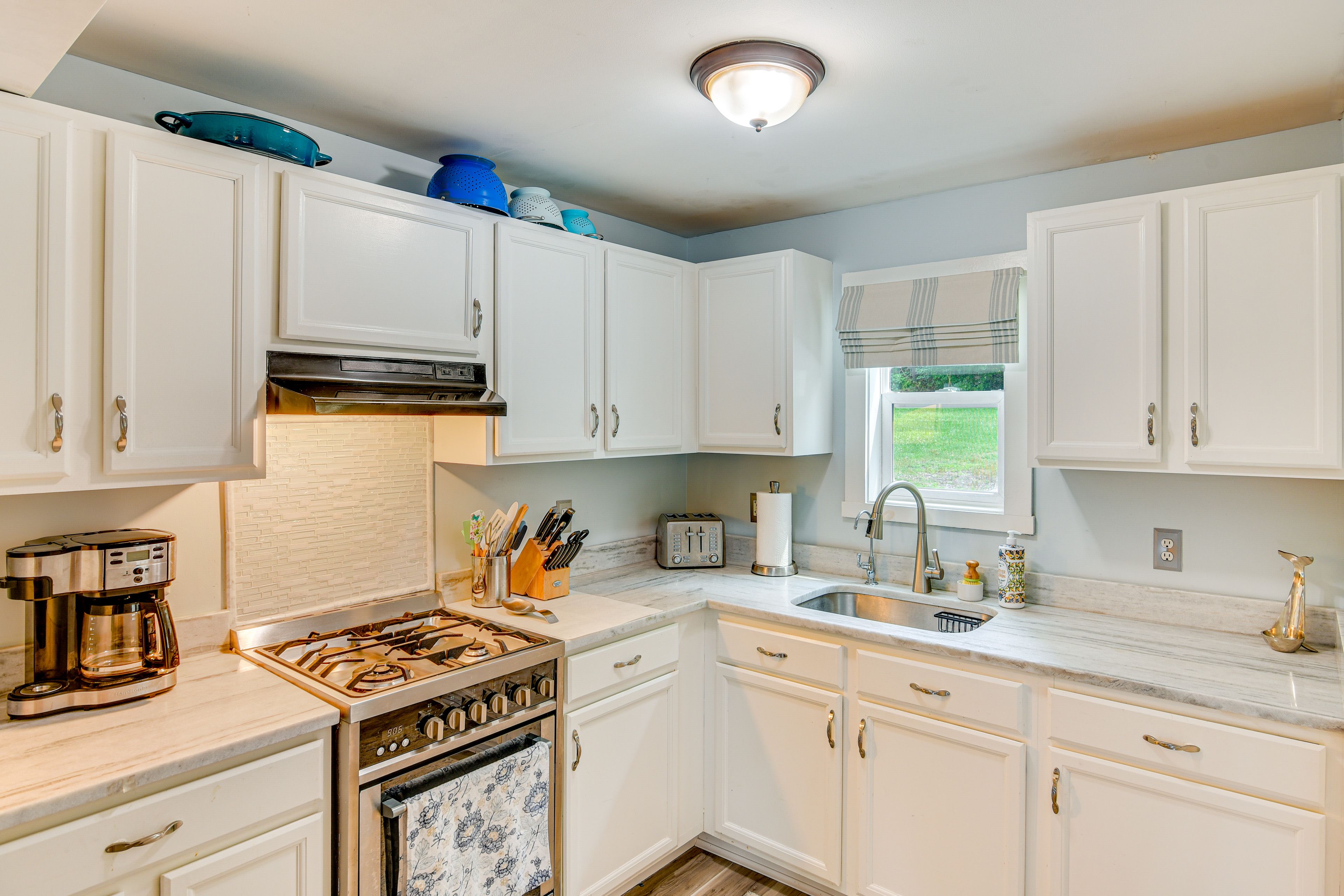 Kitchen | Combo Drip/Single-Serve Coffee Maker | Toaster