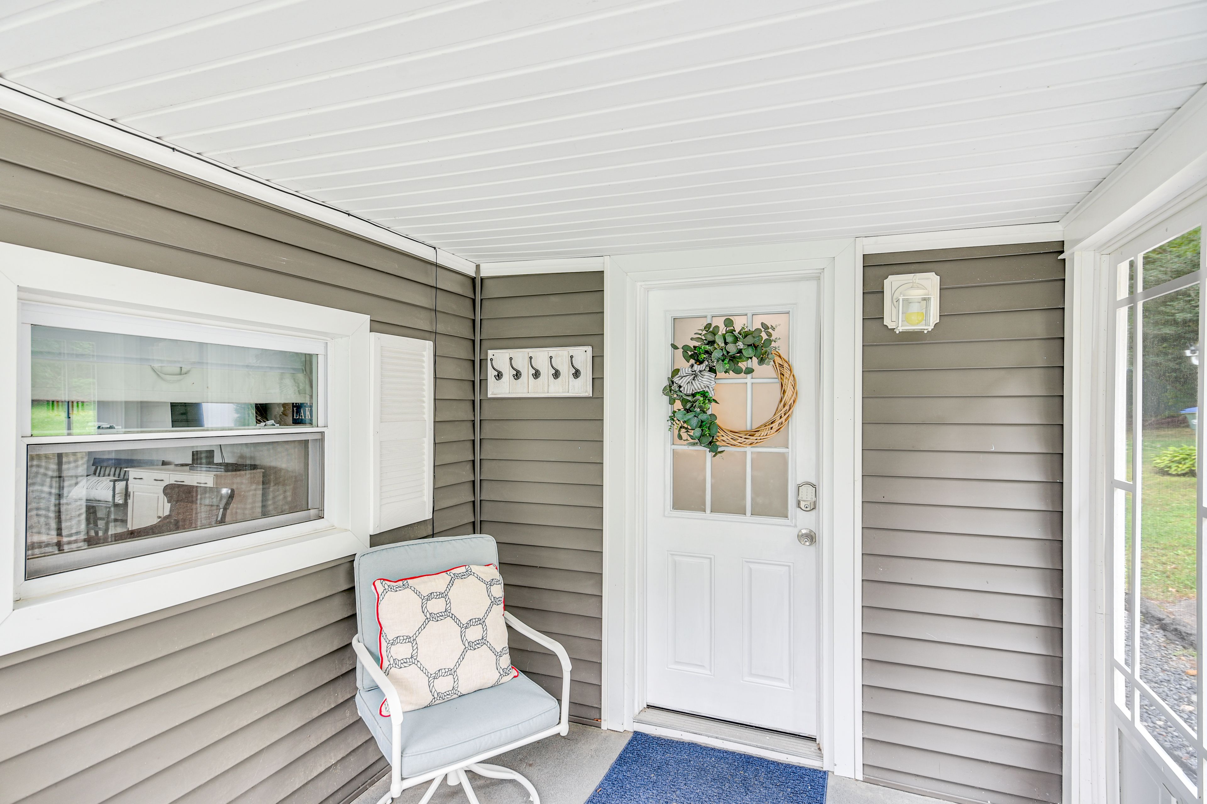 Cottage Entrance | Front Porch