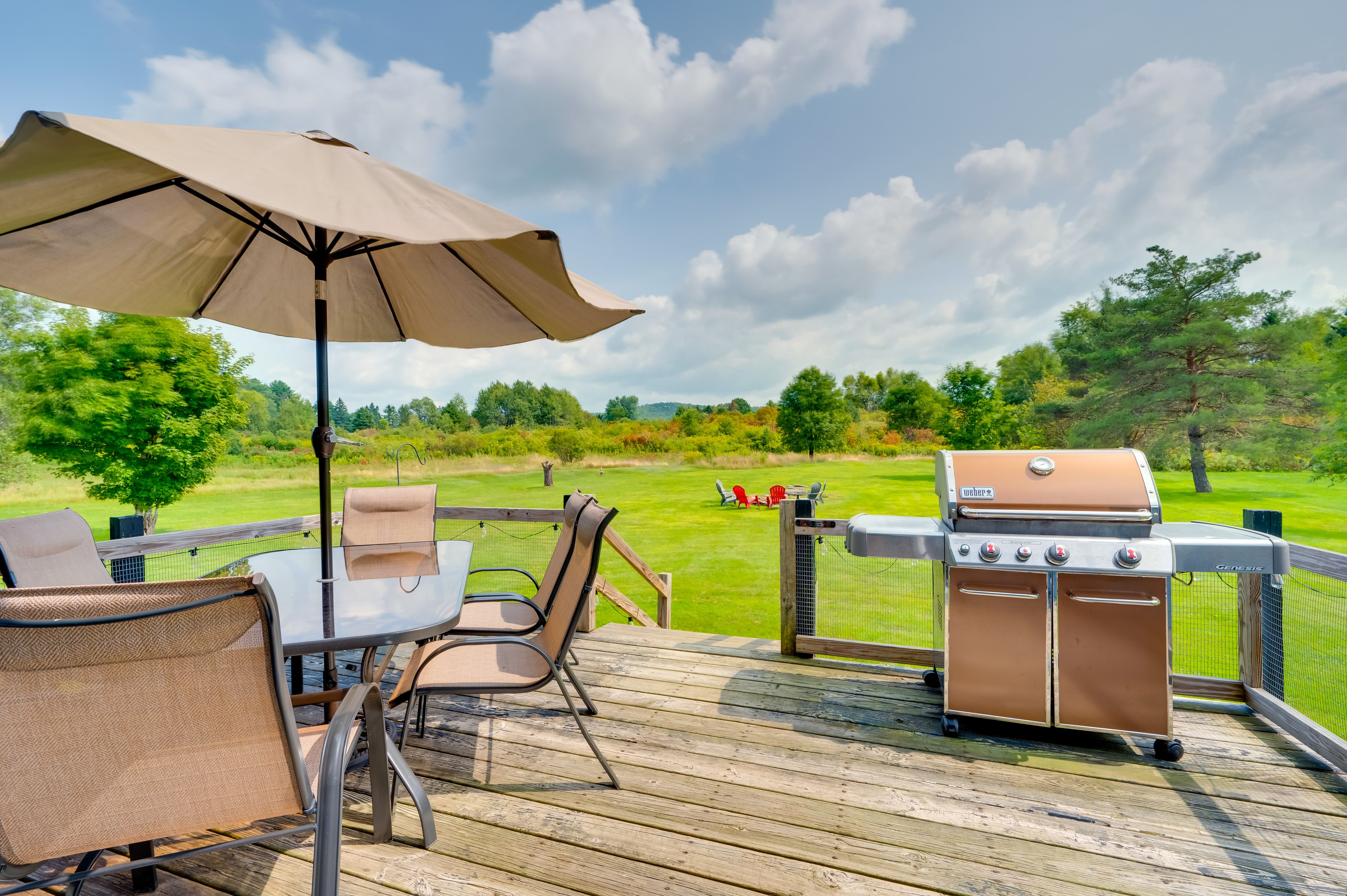 Deck | Gas Grill | Outdoor Seating & Dining | Table Umbrella