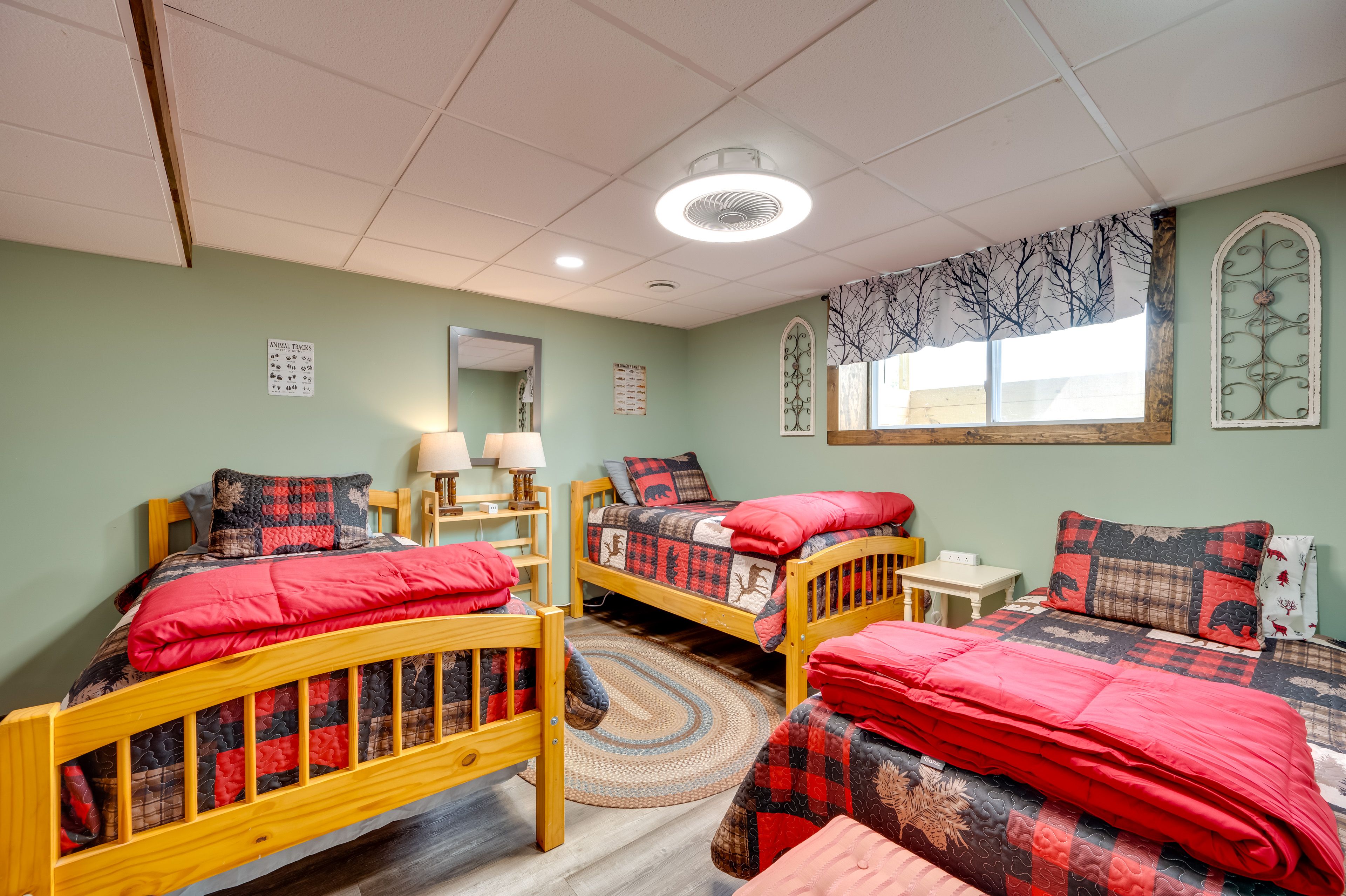 Bedroom 4 | Basement | 3 Twin Beds | En-Suite Bathroom