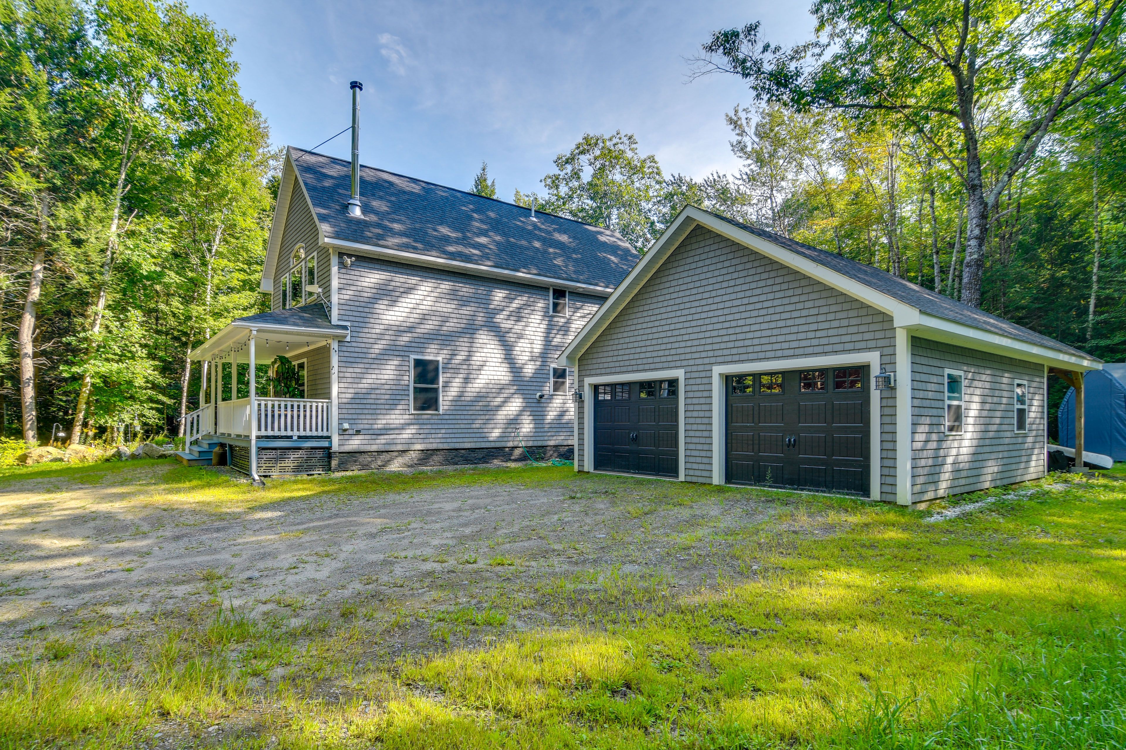 Parking | Driveway (3 Vehicles) | Small Trailer/Boat Parking Allowed