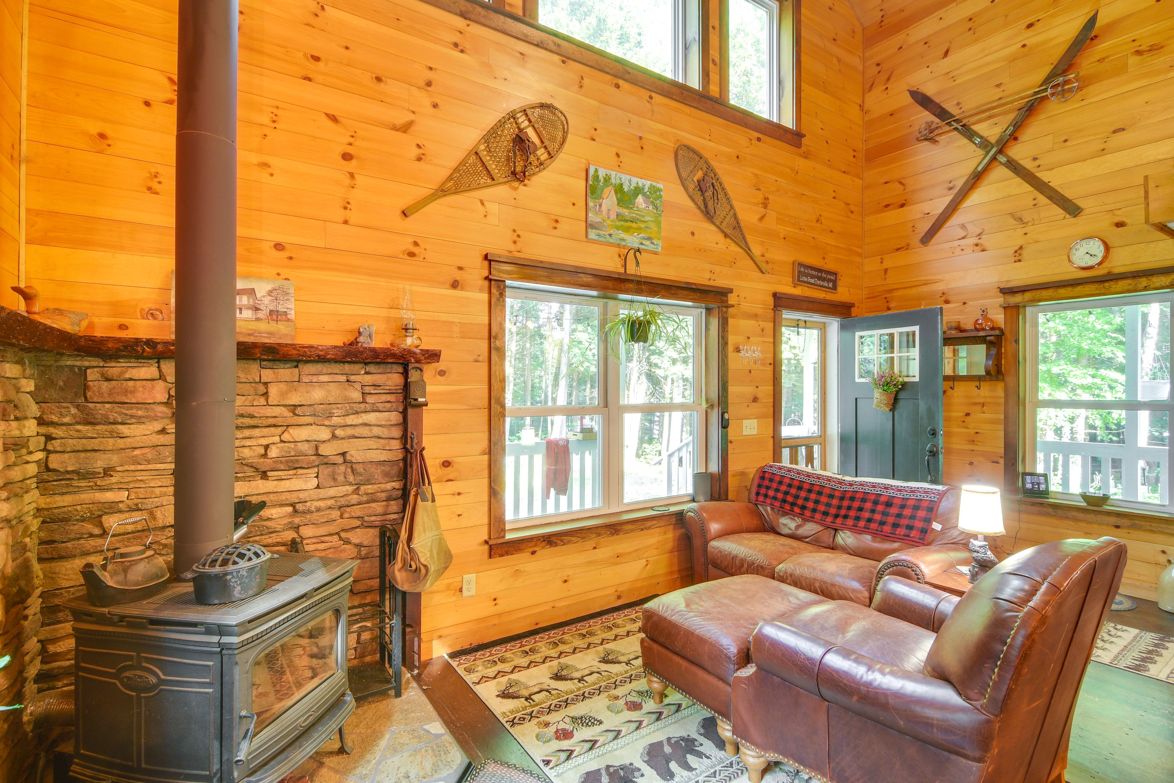 Living Room | Smart TV | Wood-Burning Stove | 1st Floor