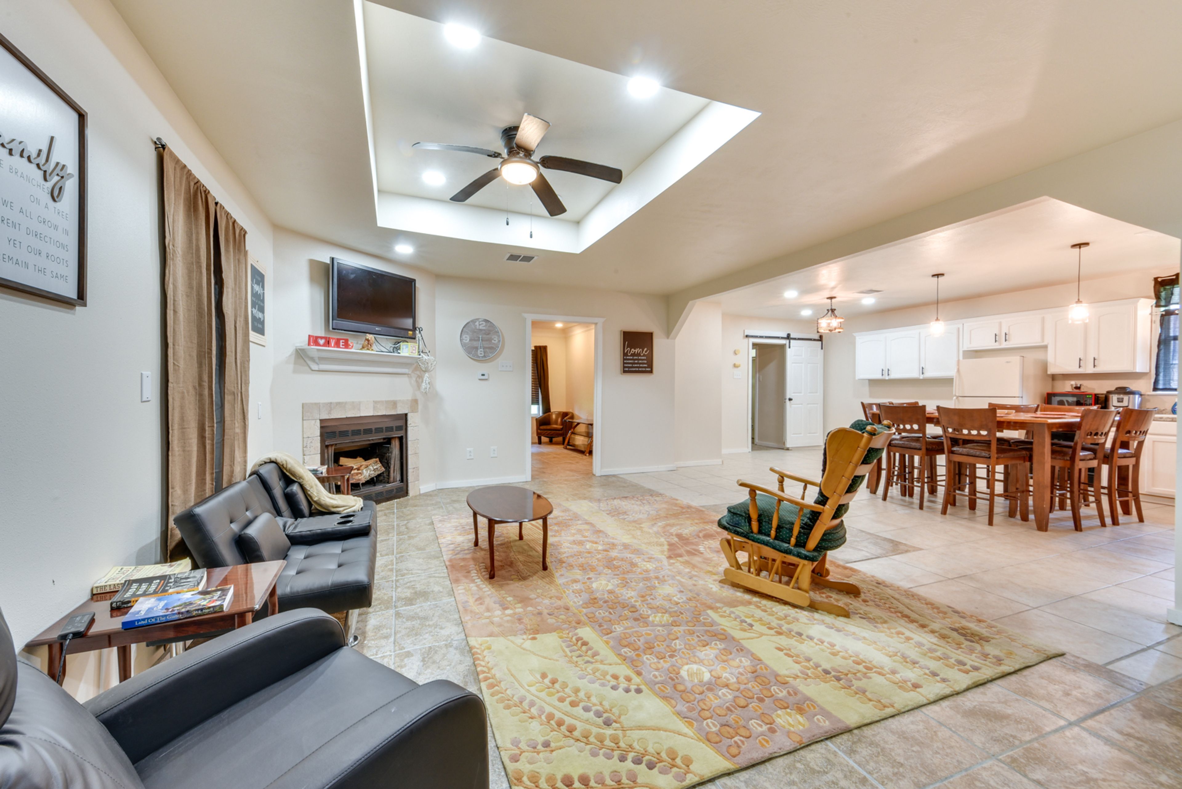 Iowa Vacation Rental | 2BR | 2BA | 1,400 Sq Ft | 2 Steps Required