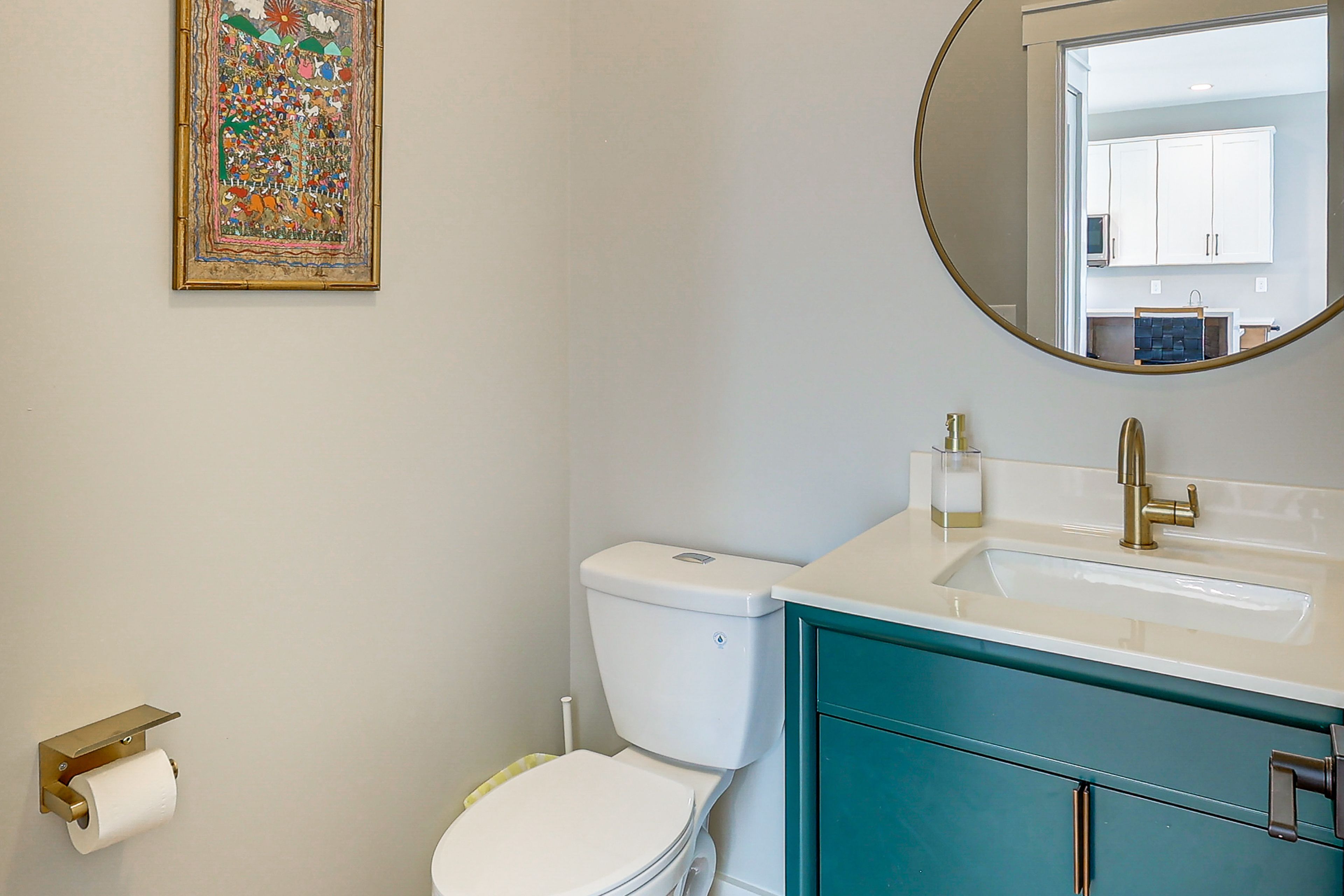 Half Bathroom | 1st Floor