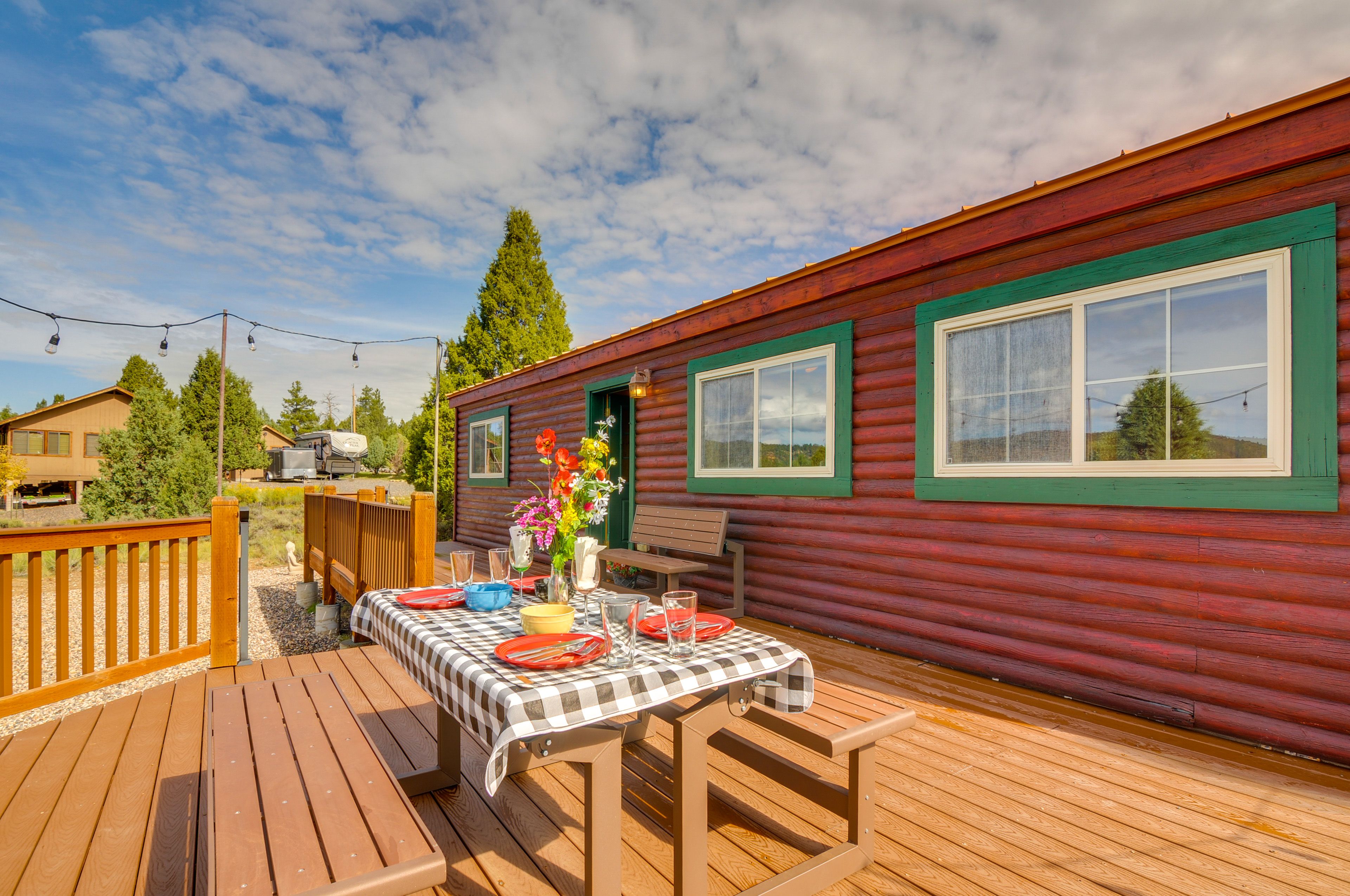 Alton Vacation Rental | 3BR | 2BA | 1,000 Sq Ft | Stairs Required