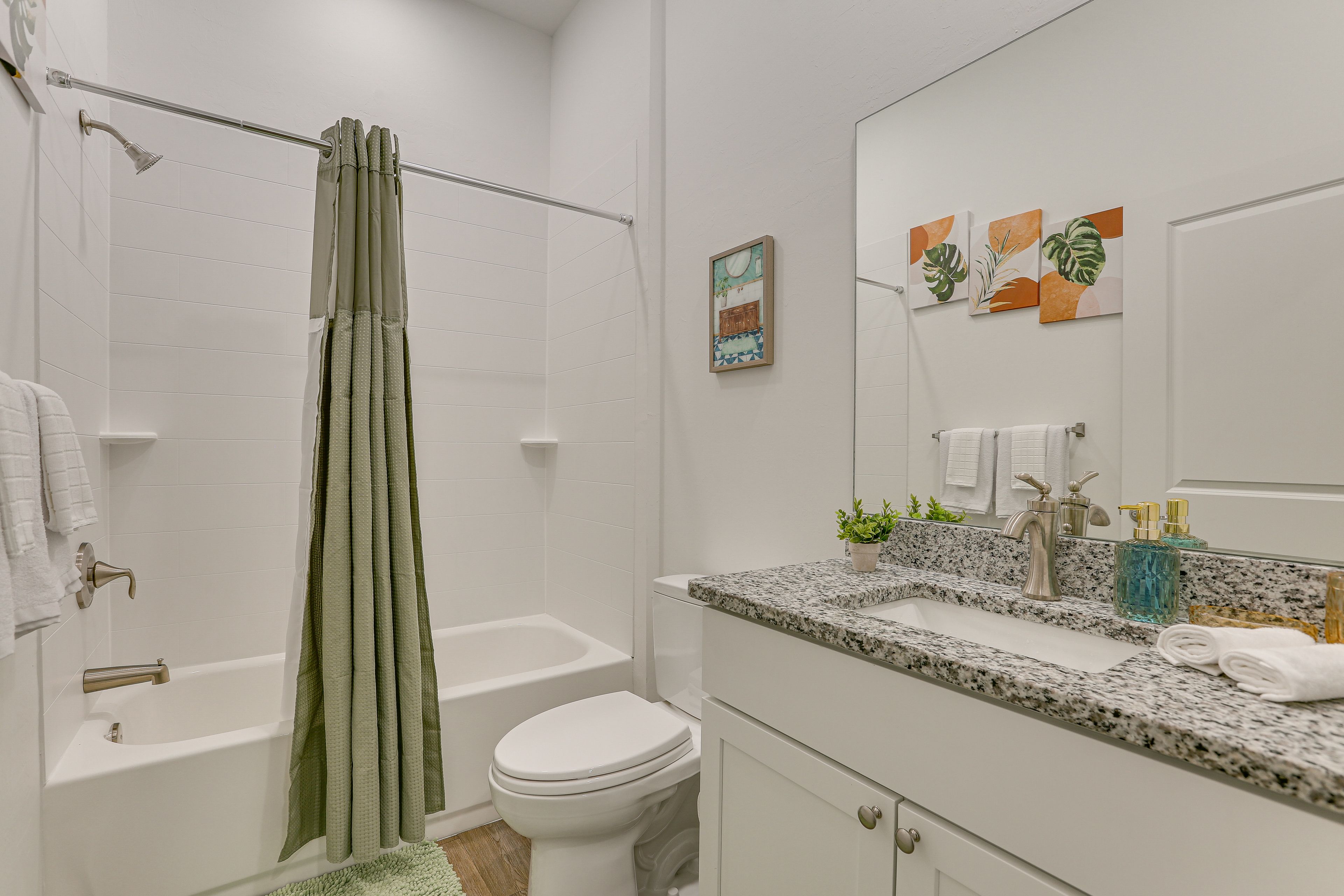 Full Bathroom