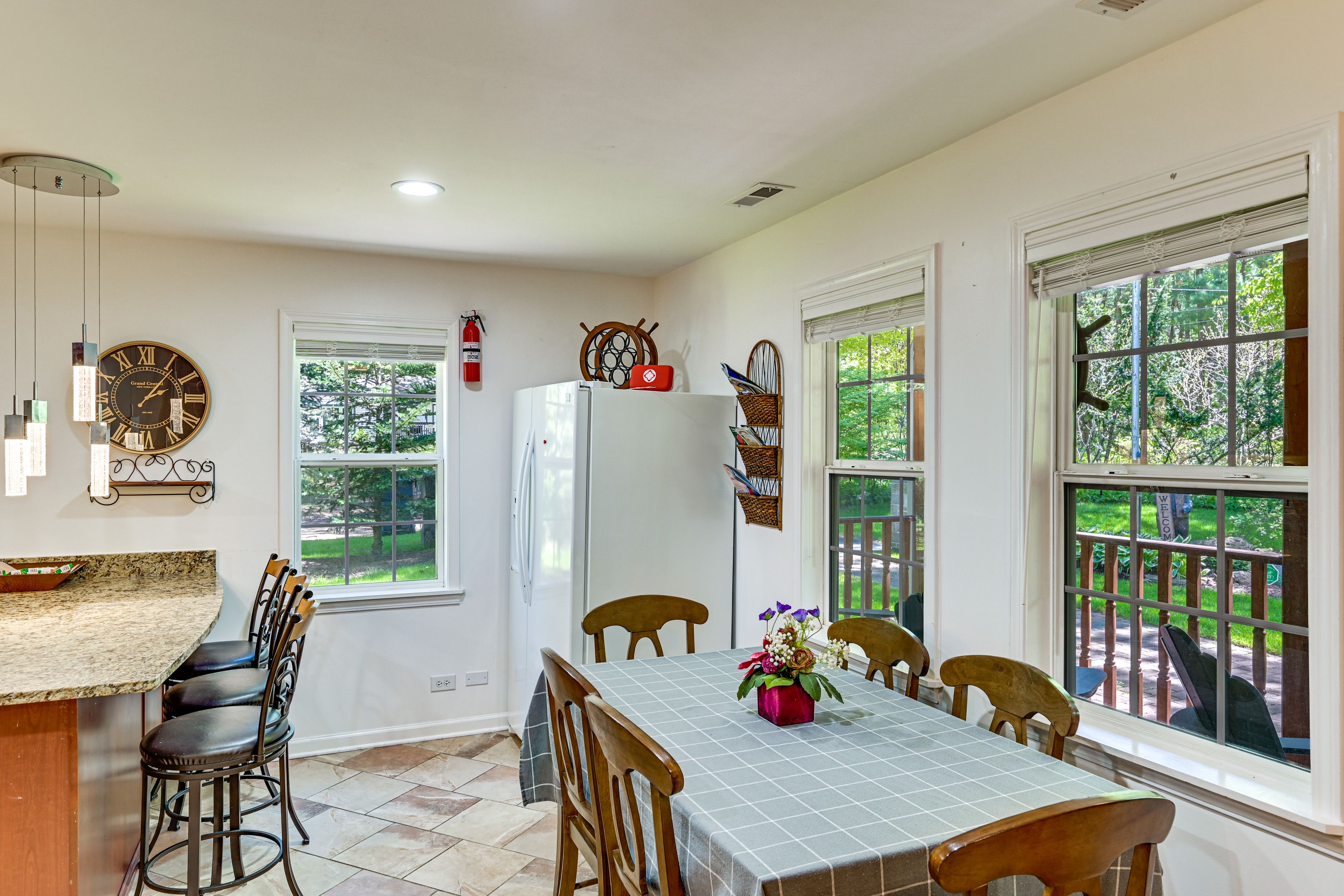 Dining Area | 1st Floor