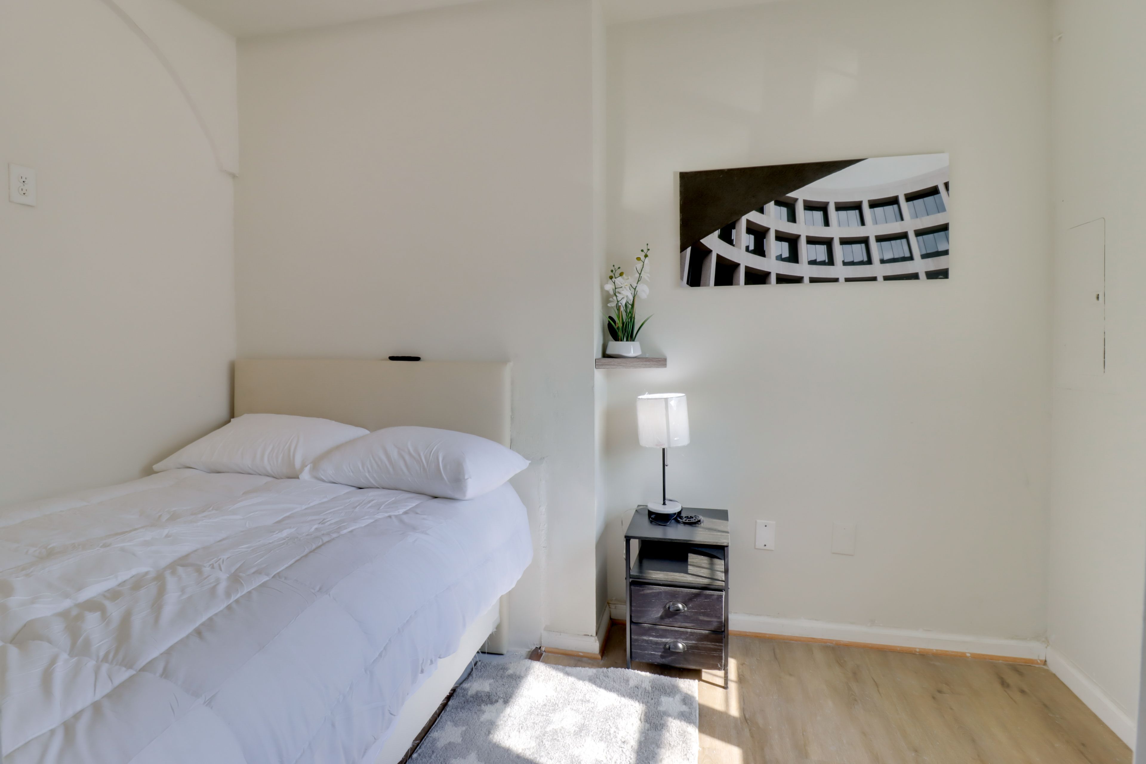 Bedroom 5 | 1st Floor | Full Bed | Flat-Screen TV