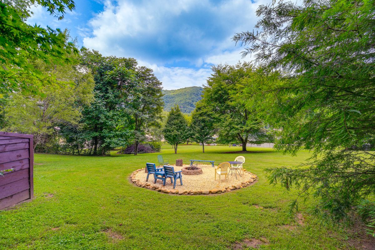 Fire pit
