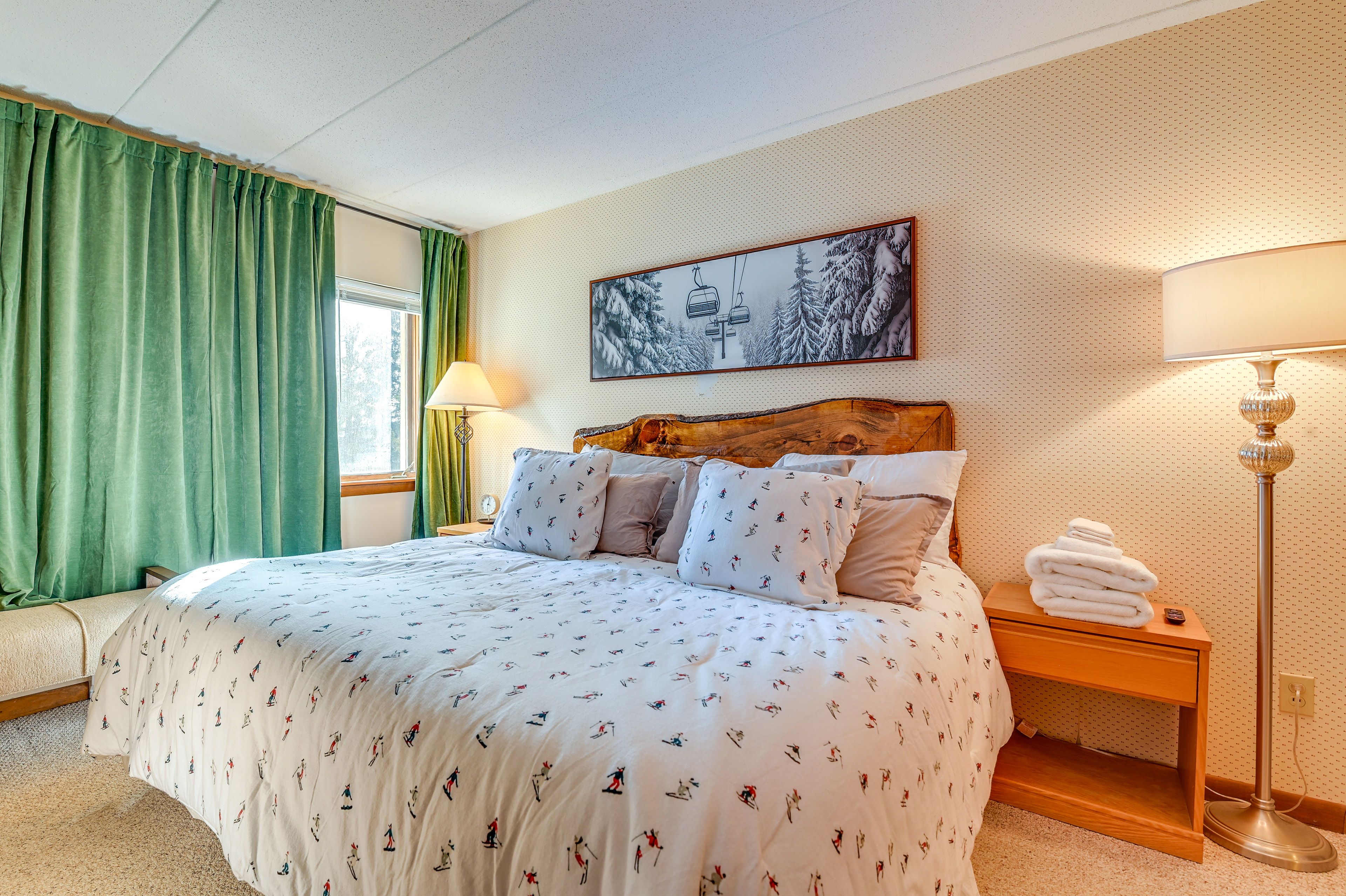 Bedroom Suite 1 | King Bed