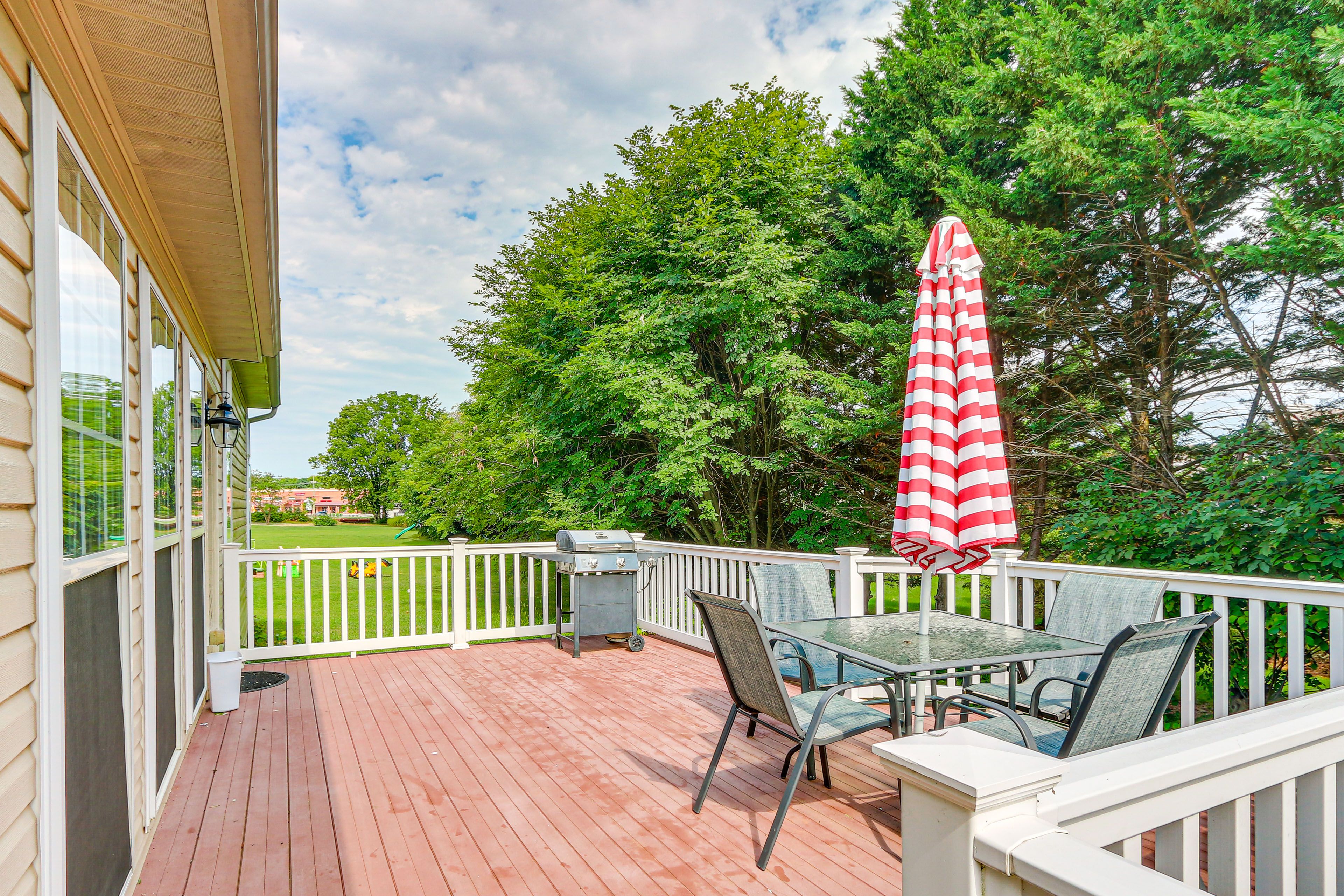 Private Deck
