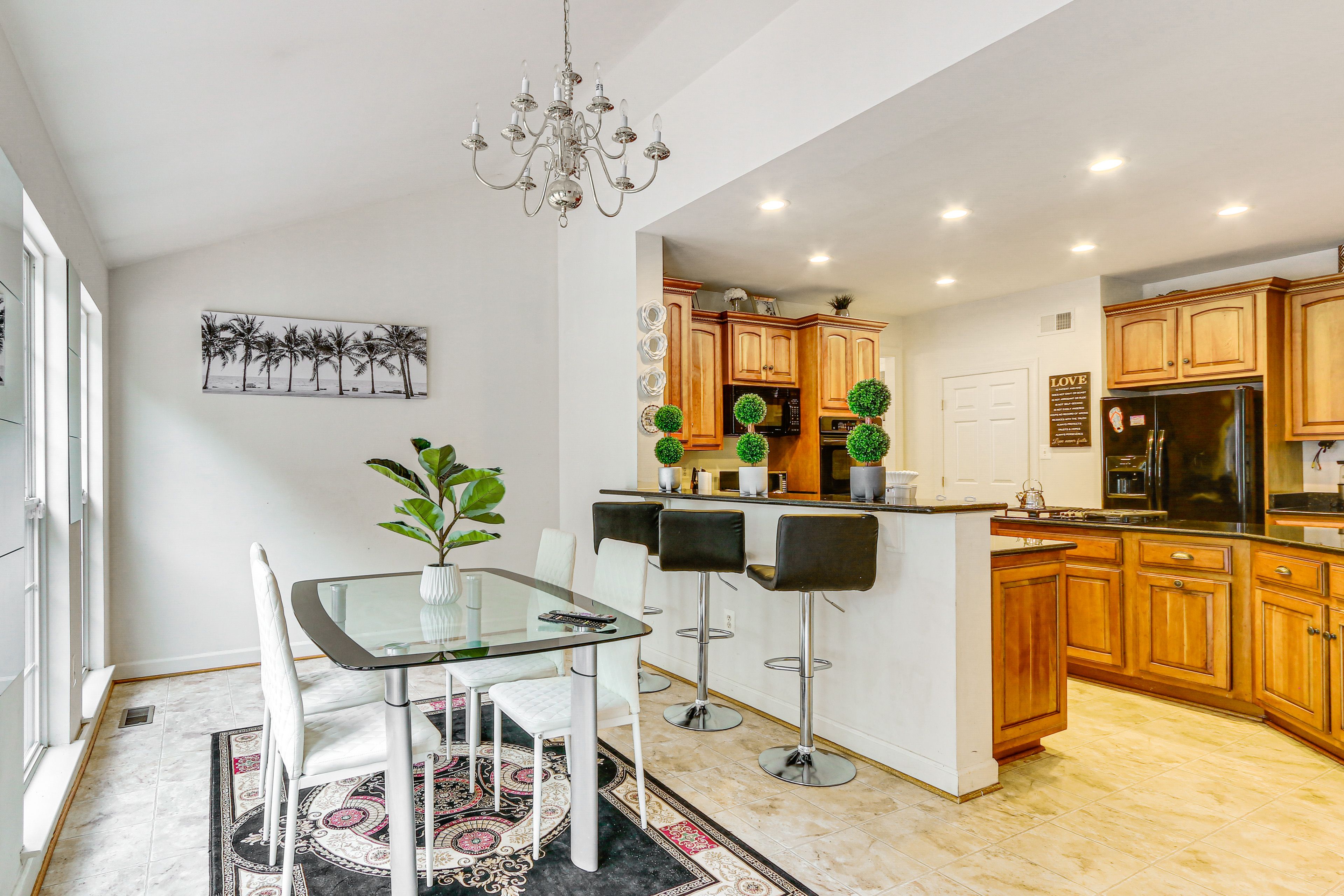 4-Person Dining Table | 1st Floor | Breakfast Bar | Dishware/Flatware
