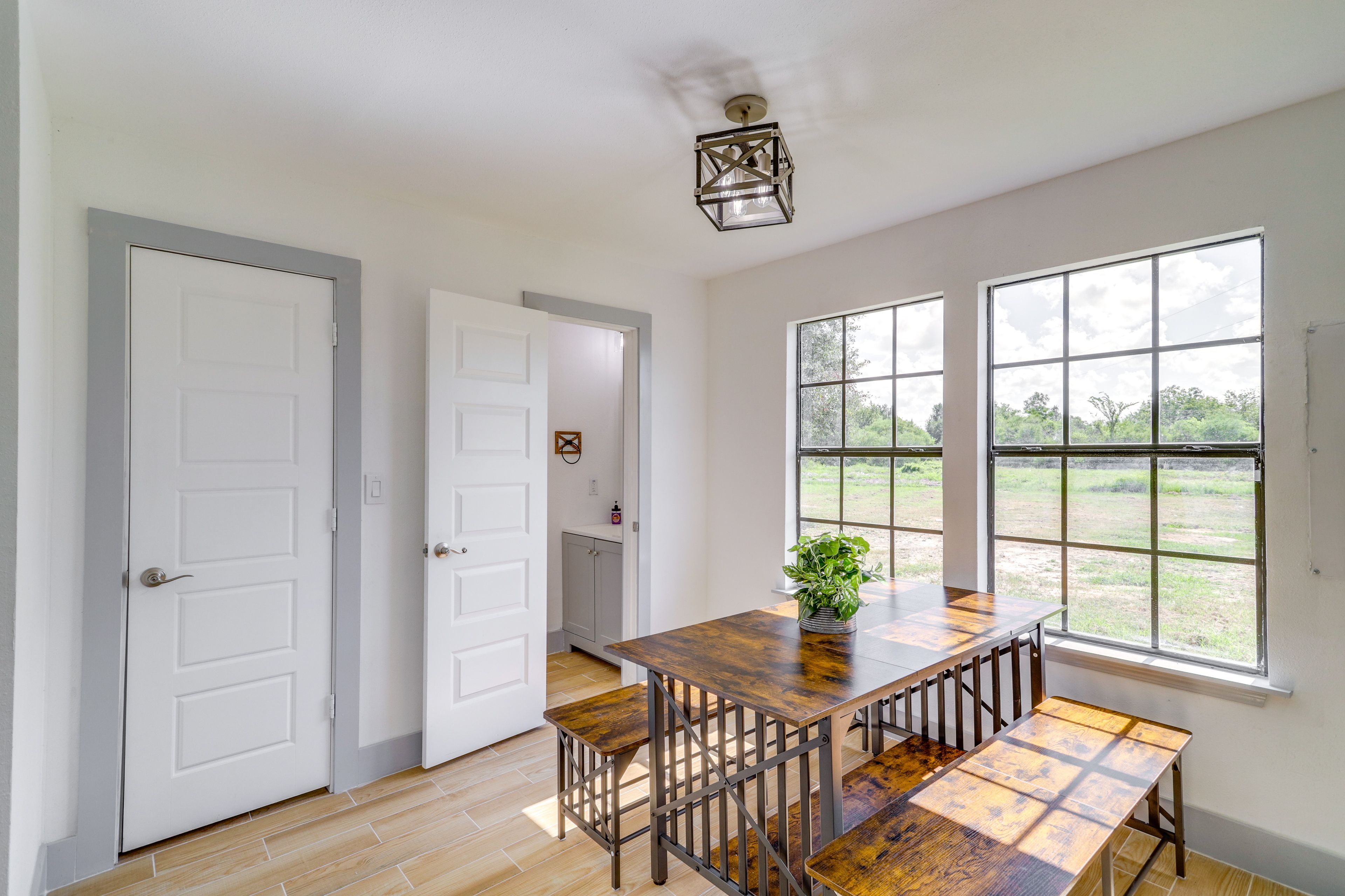 Dining Area | 1st Floor