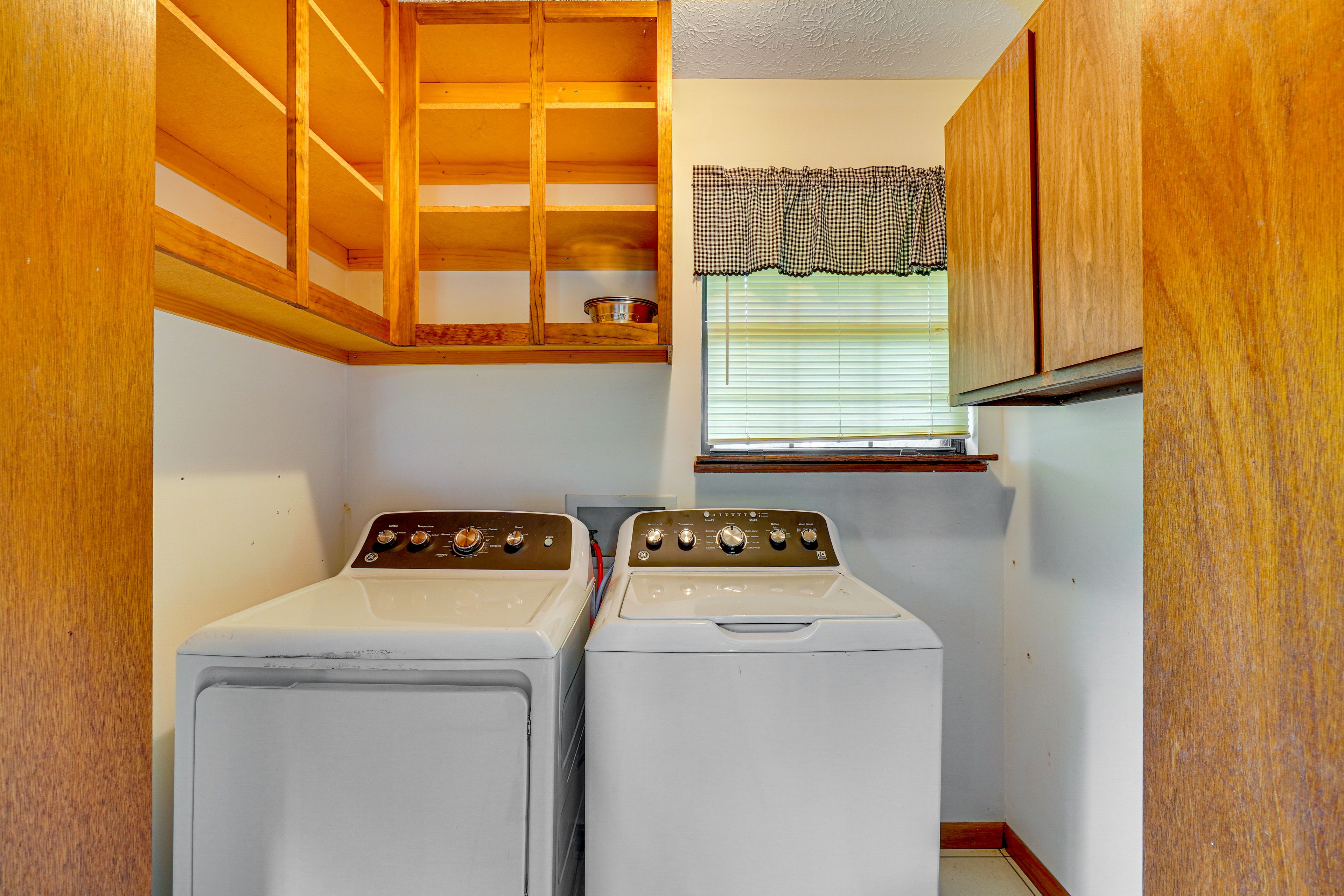 Washer & Dryer | Main Level