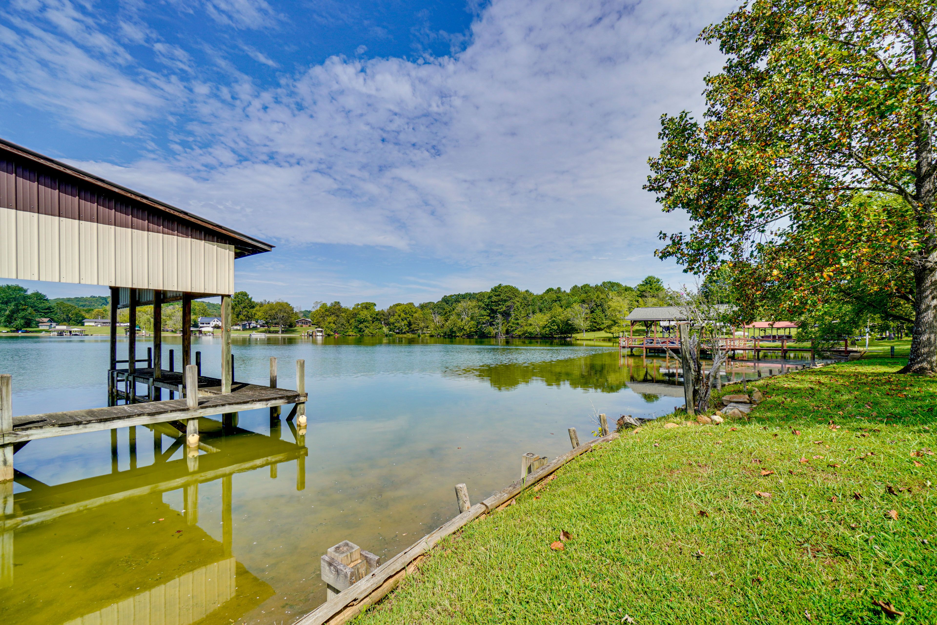Dock | Lakefront