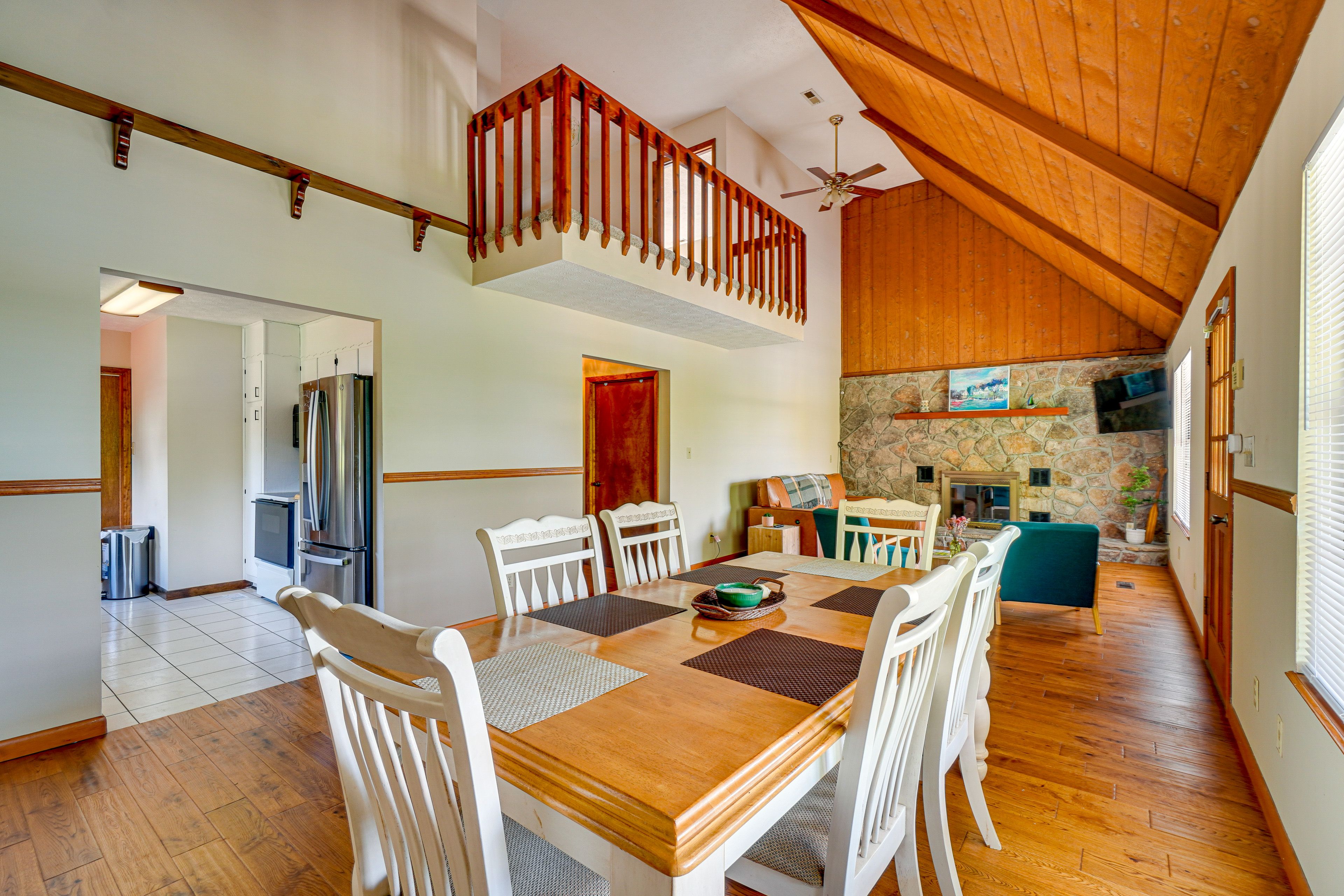 Dining Area | Dishware & Flatware | Main Level