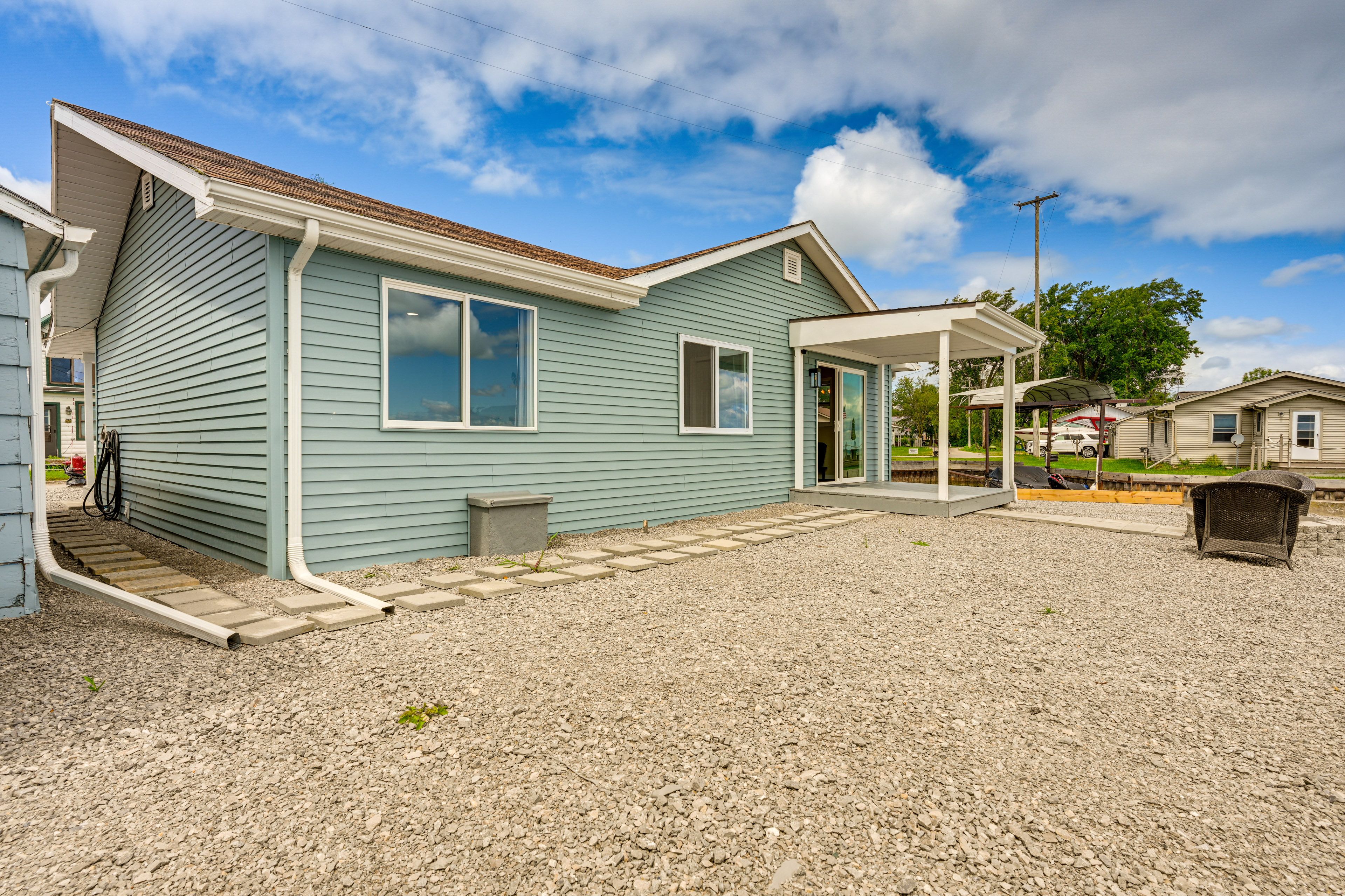 Single-Story House | Self Check-In | 2 Mi to Saganing Eagles Landing Casino