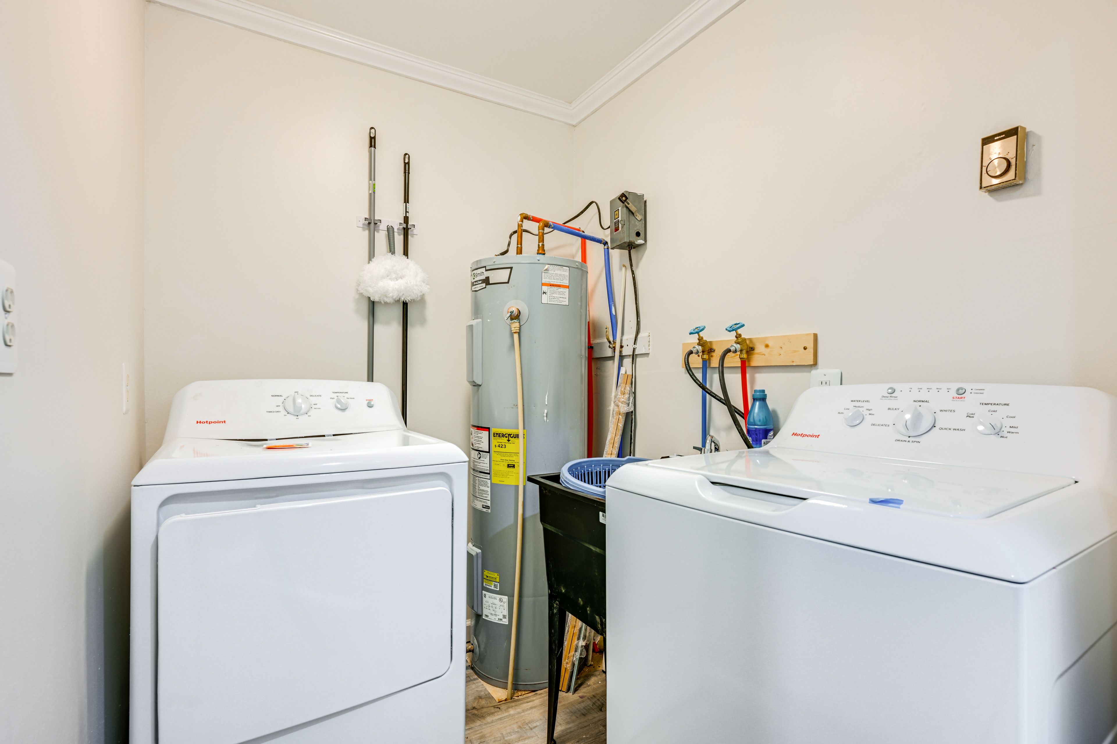 Washer & Dryer