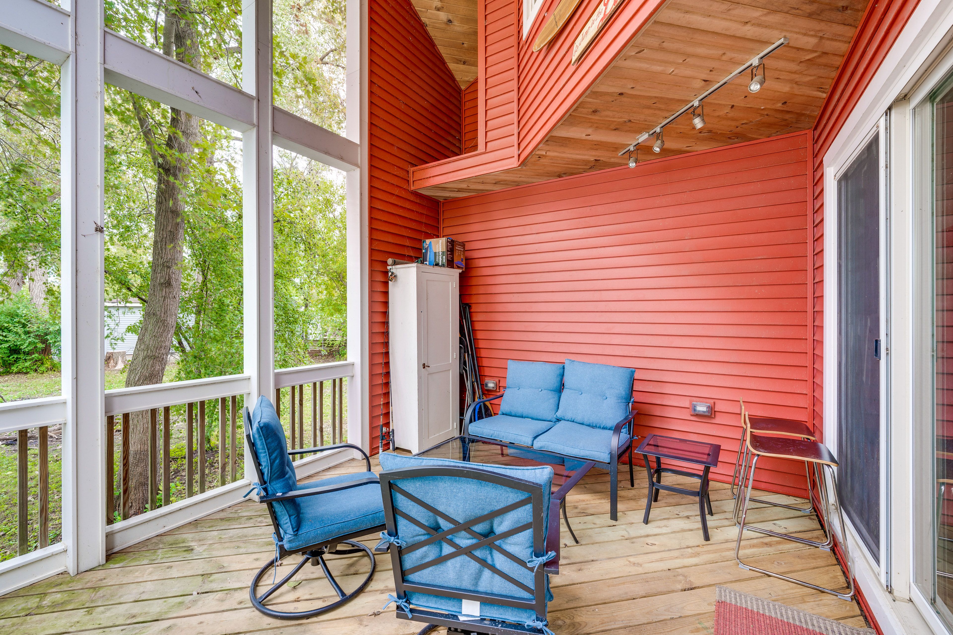 Covered Porch