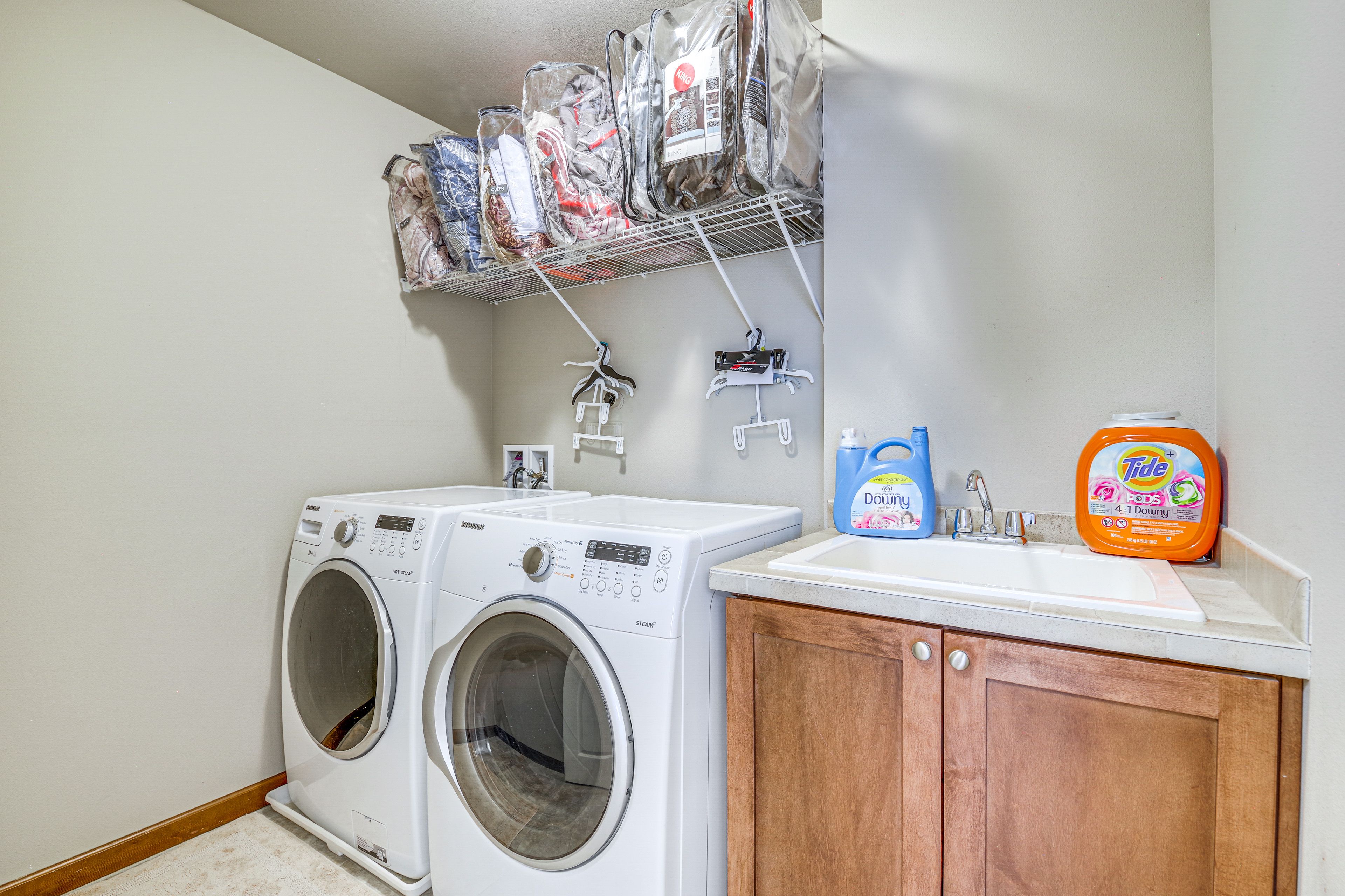 Laundry Room | 2nd Floor | Washer & Dryer