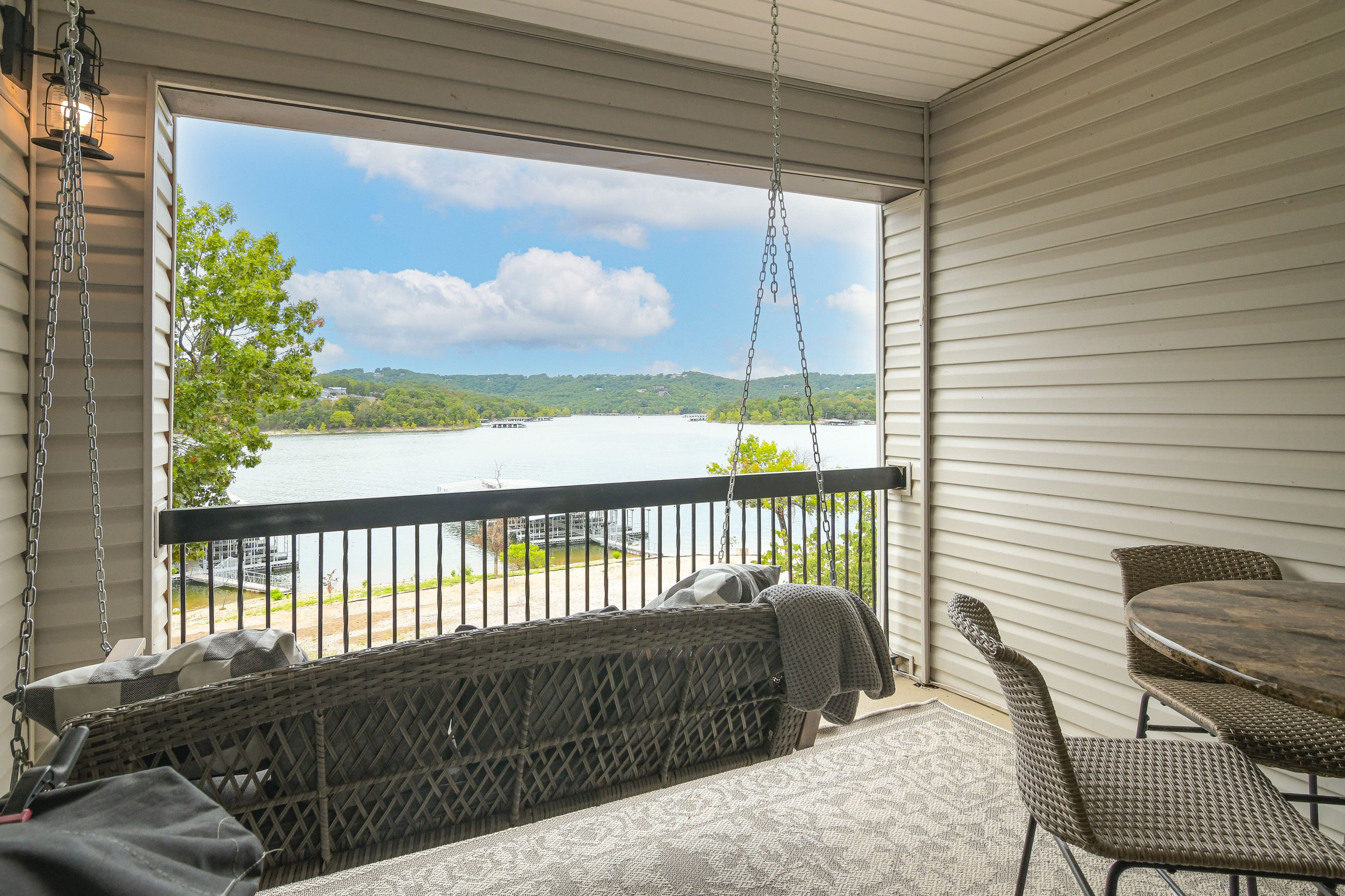 Lower Patio | Lake View | Blackstone Griddle