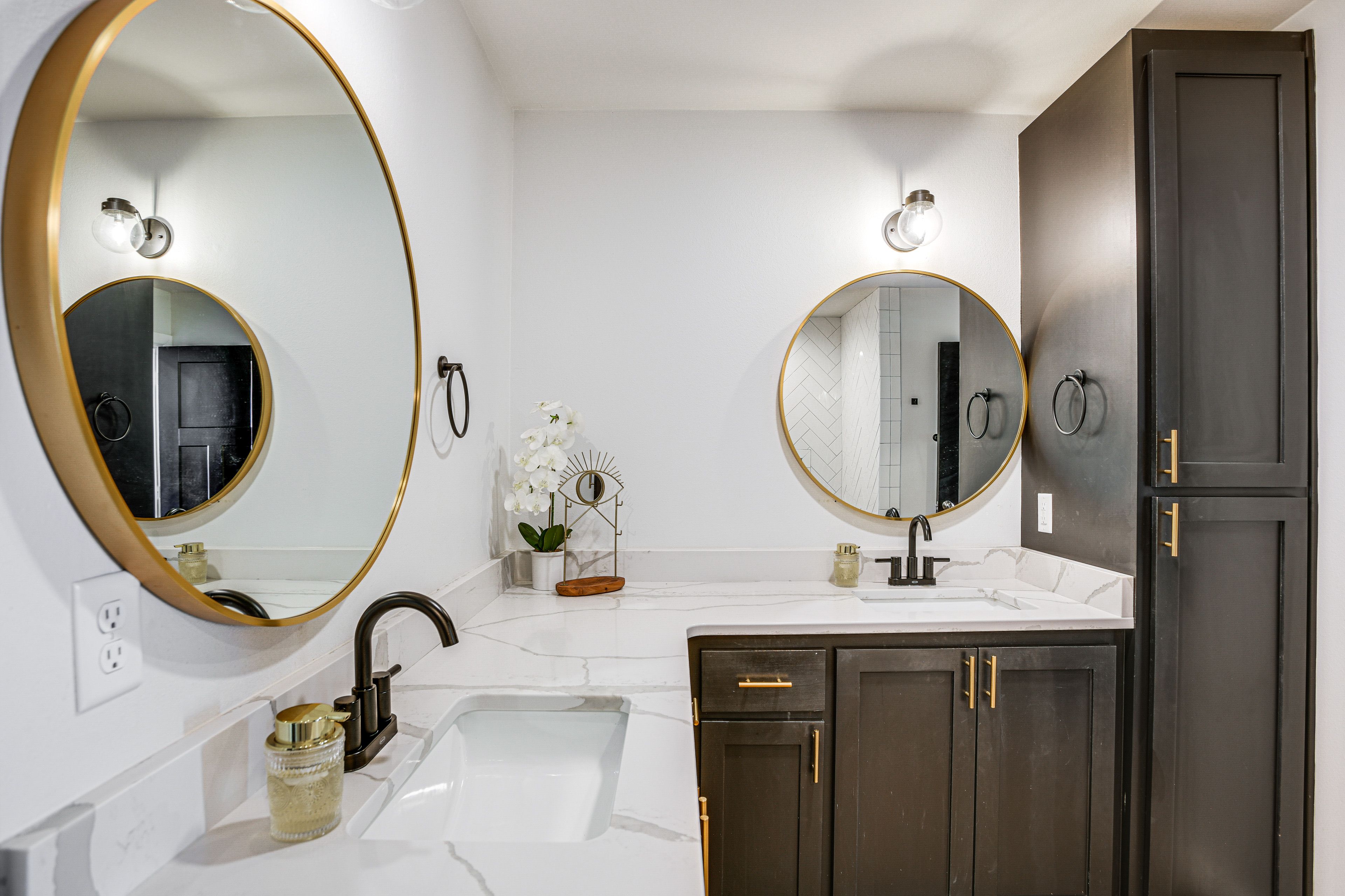 En-Suite Bathroom | Shower | Complimentary Toiletries