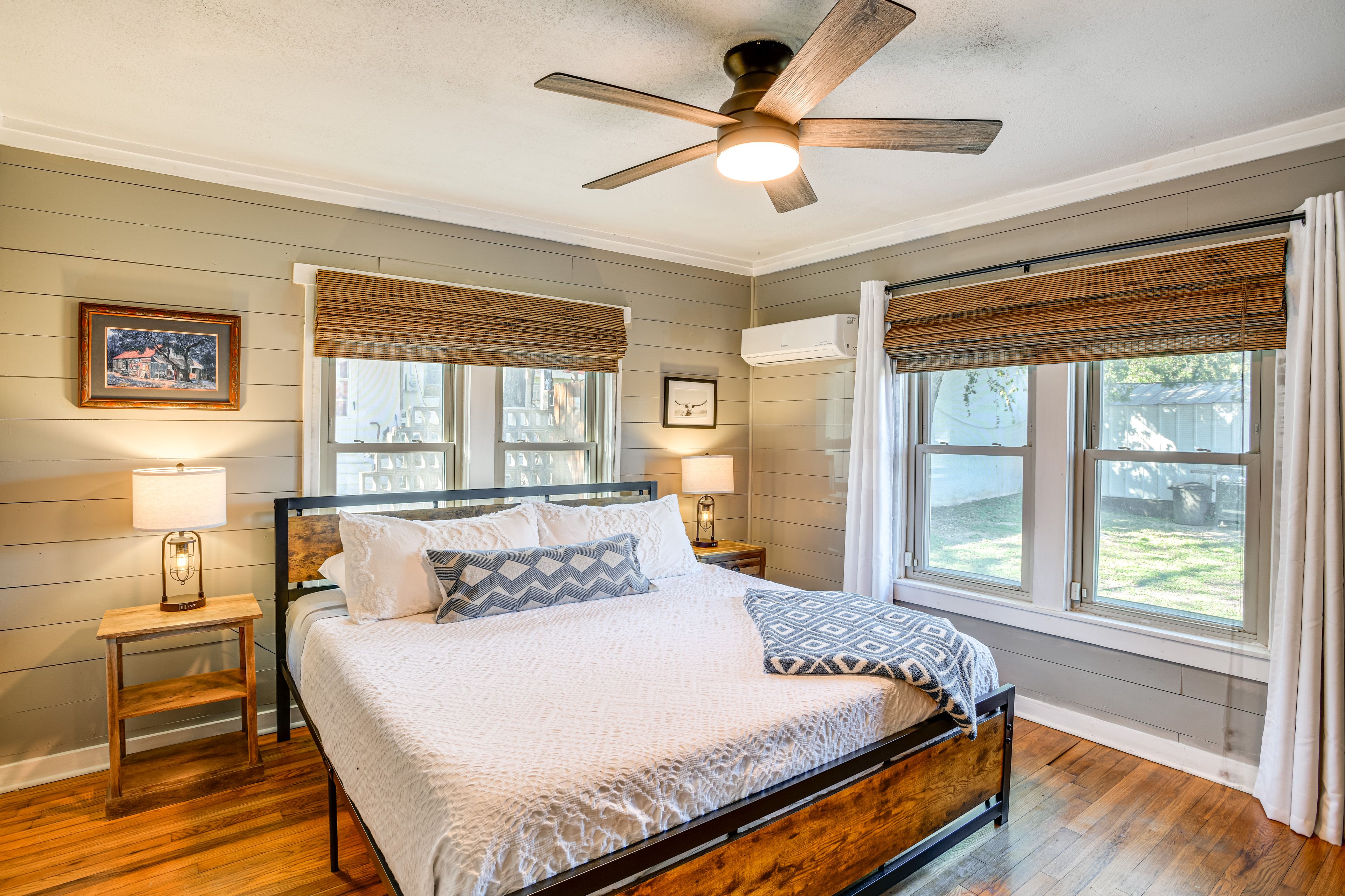 Bedroom 1 | King Bed | Linens Provided