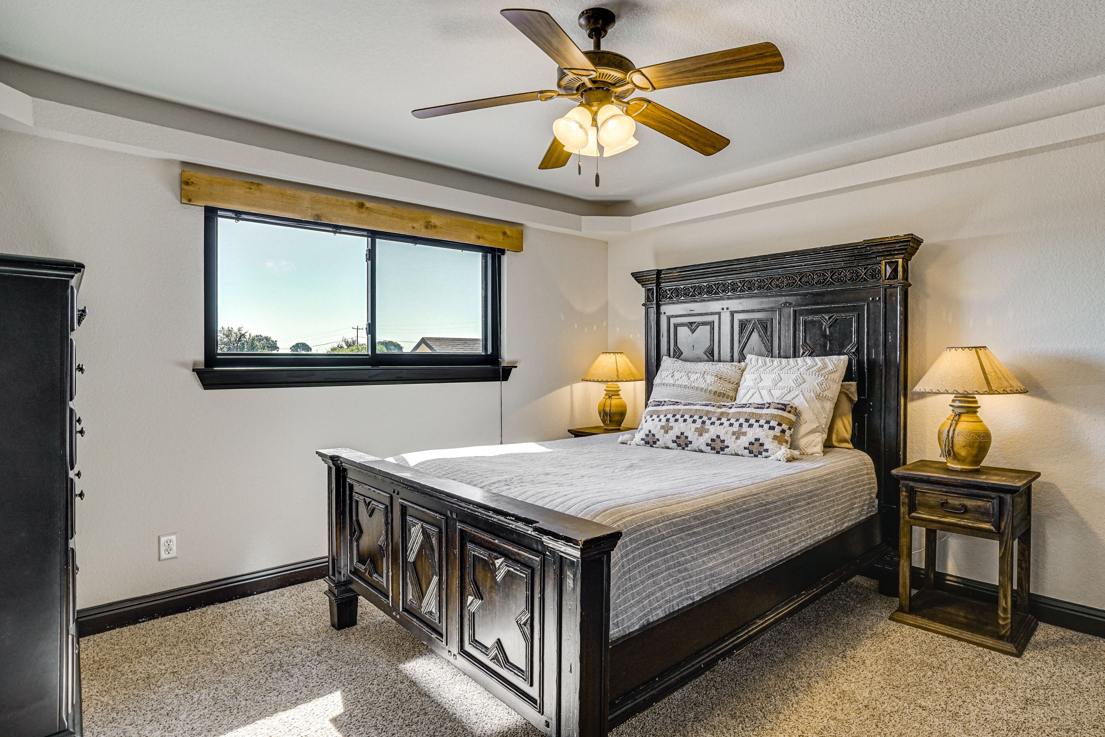 Bedroom 3 | 2nd Floor | Queen Bed